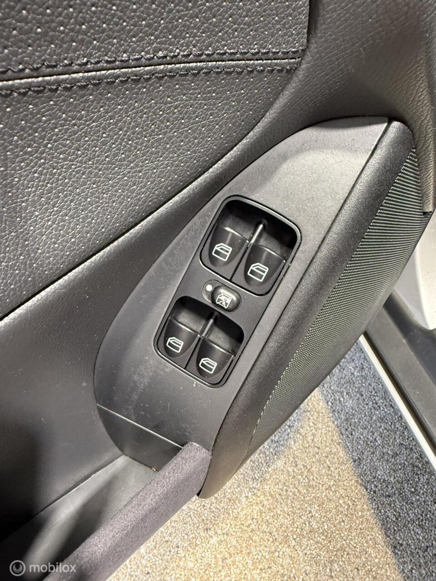 Foto van Mercedes-Benz C 180 Kompressor
