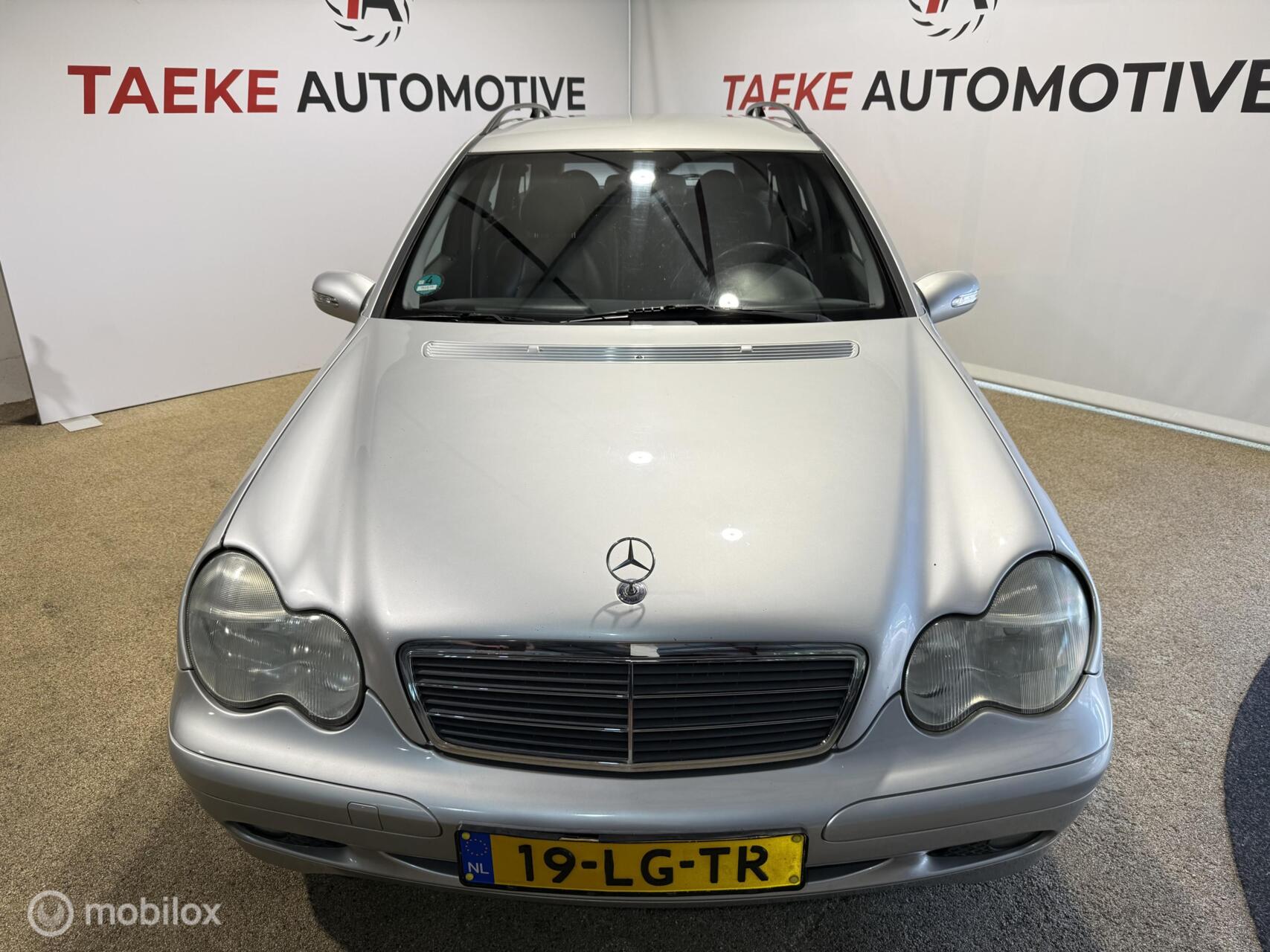 Foto van Mercedes-Benz C 180 Kompressor