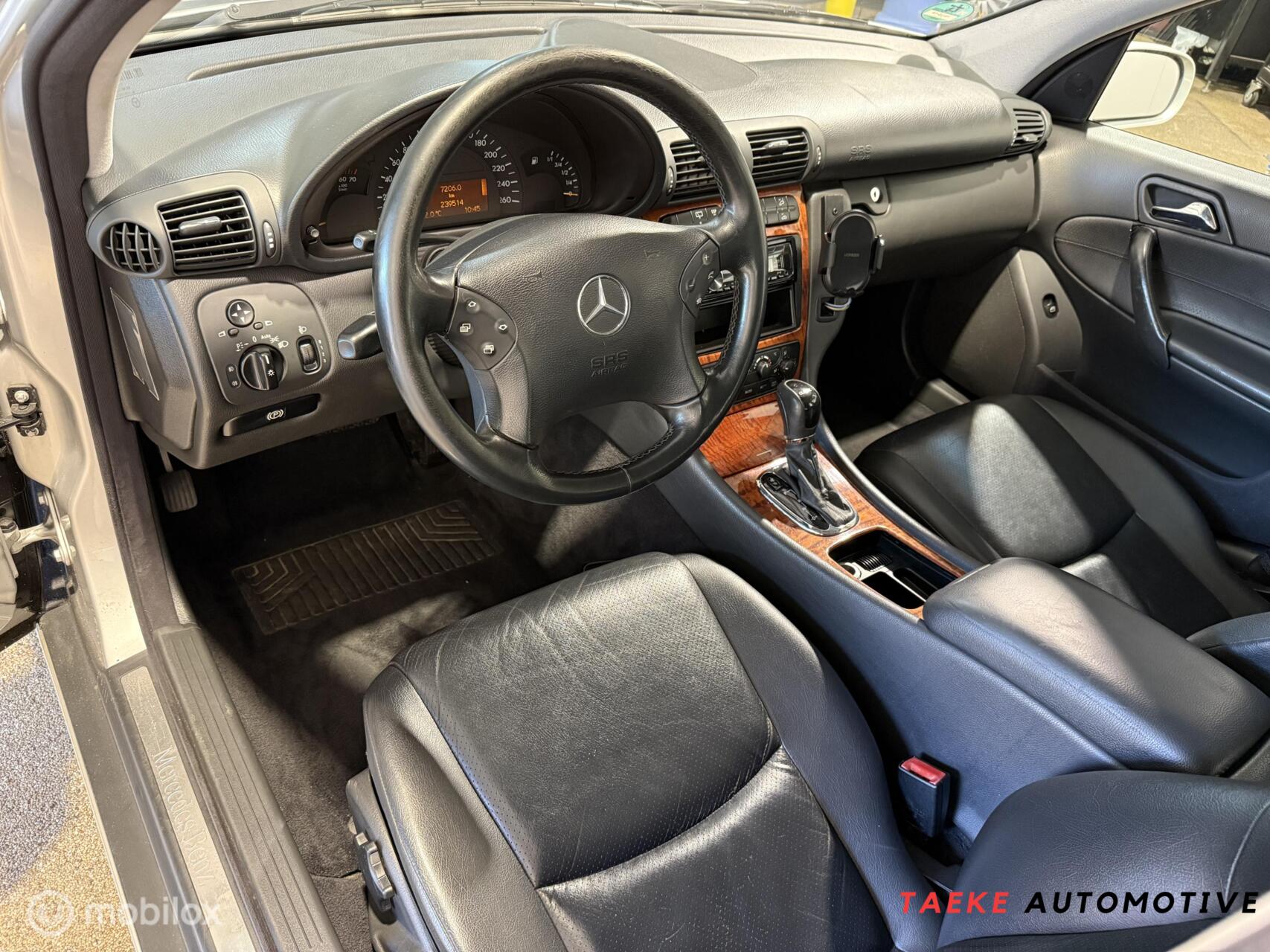 Foto van Mercedes-Benz C 180 Kompressor