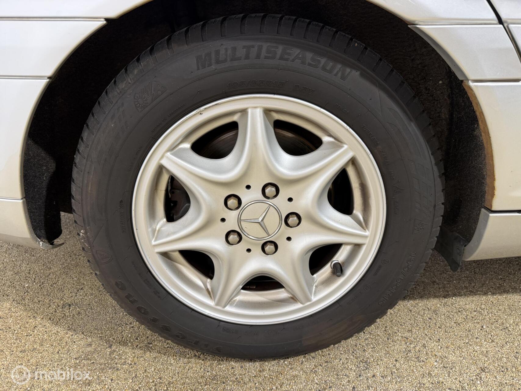 Foto van Mercedes-Benz C 180 Kompressor