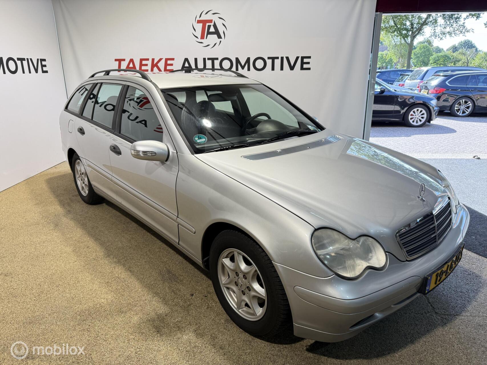 Foto van Mercedes-Benz C 180 Kompressor