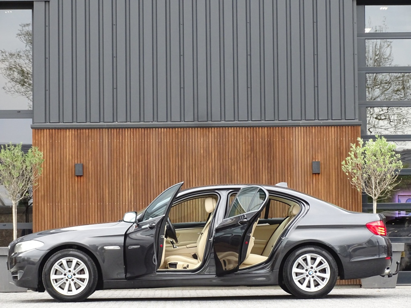 Foto van BMW 528i