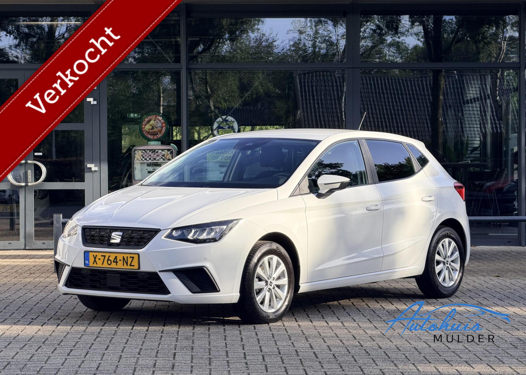 Seat Ibiza 1.0 EcoTSI Style Business Connect | Carplay | Stoelverwarming | Led | Dealer Onderhouden 2024 - voorkant