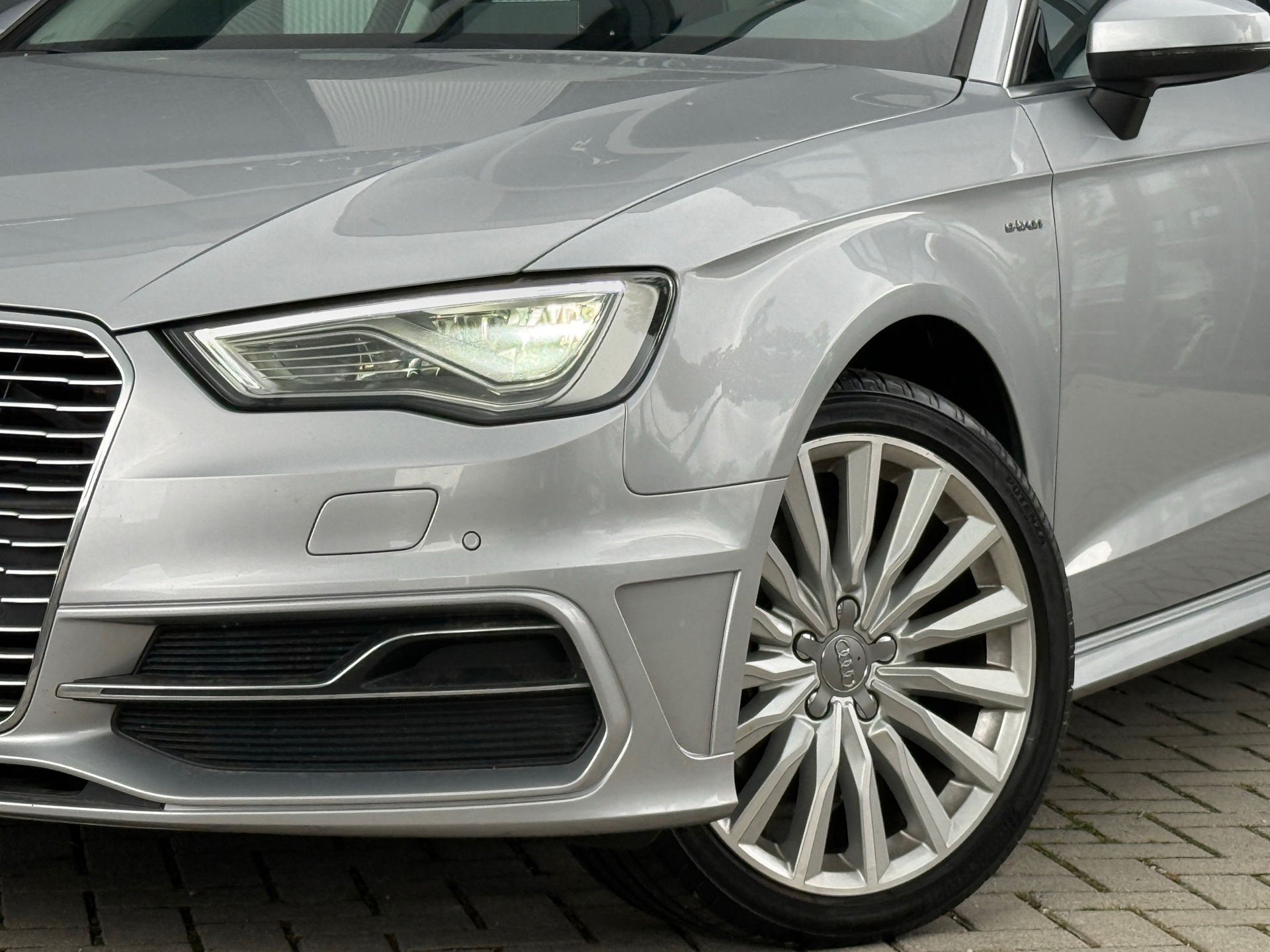 Foto van Audi A3 Sportback E-tron