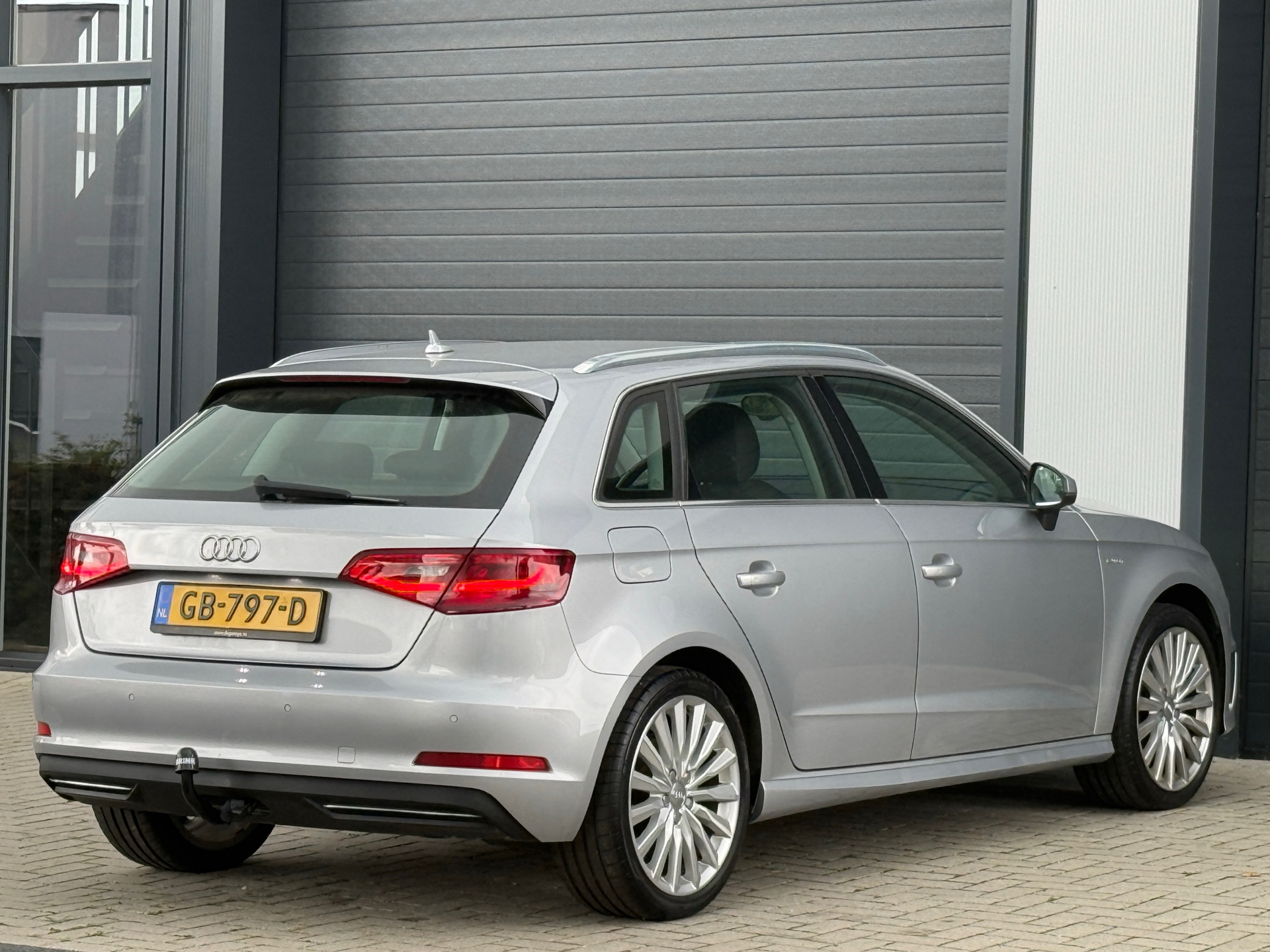 Foto van Audi A3 Sportback E-tron