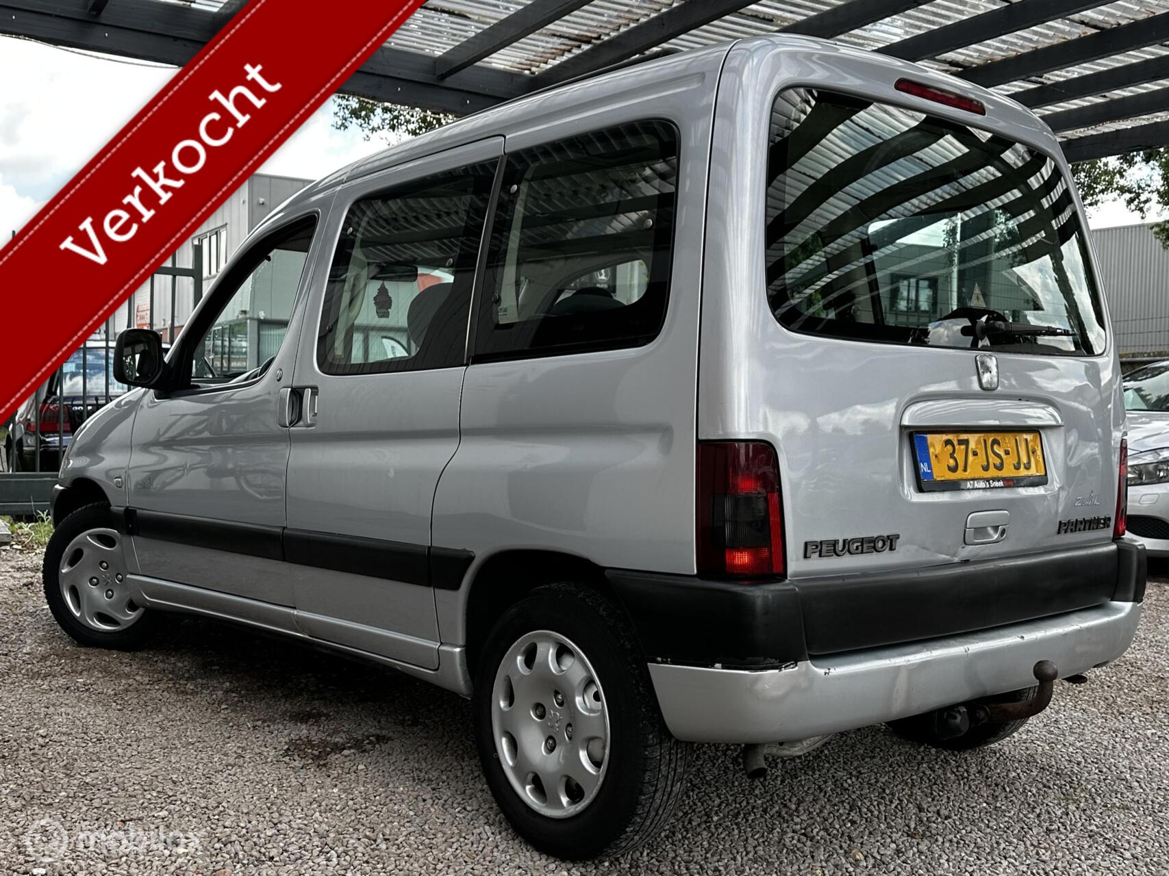Foto van Peugeot Partner