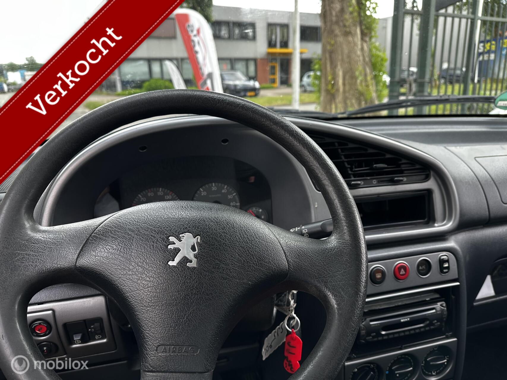 Foto van Peugeot Partner