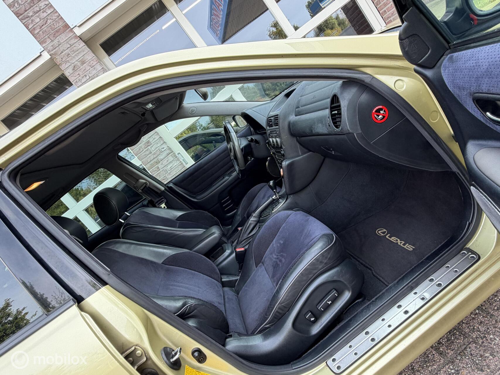 Foto van Lexus Lexus Is300