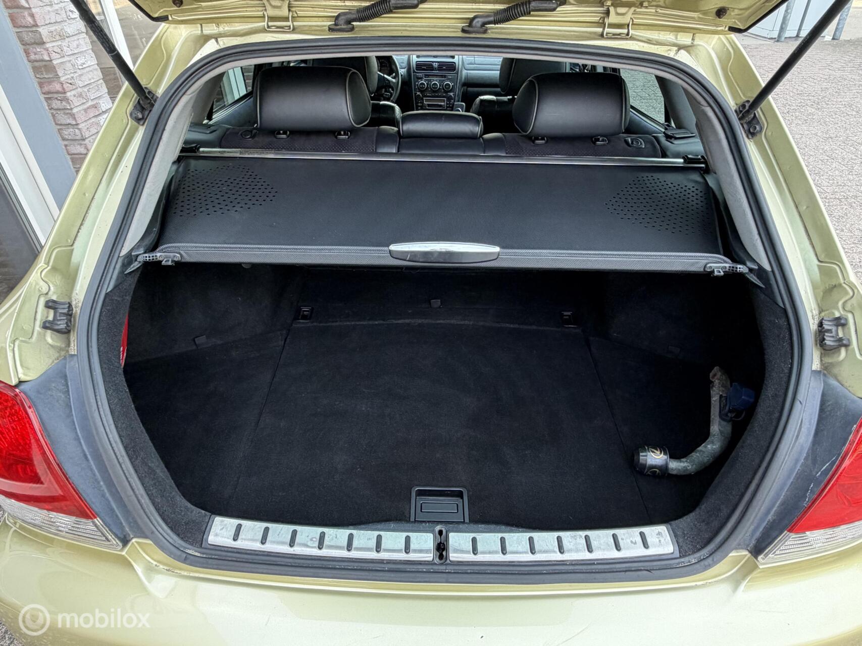 Foto van Lexus Lexus Is300