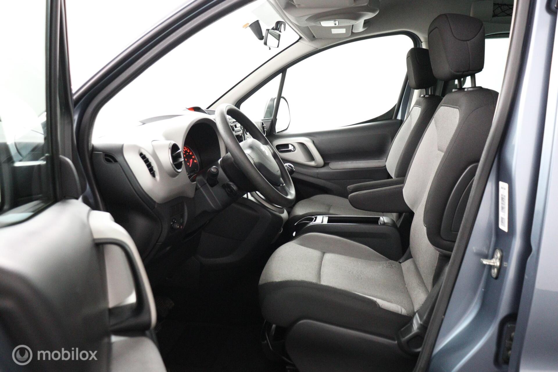 Foto van Peugeot Partner