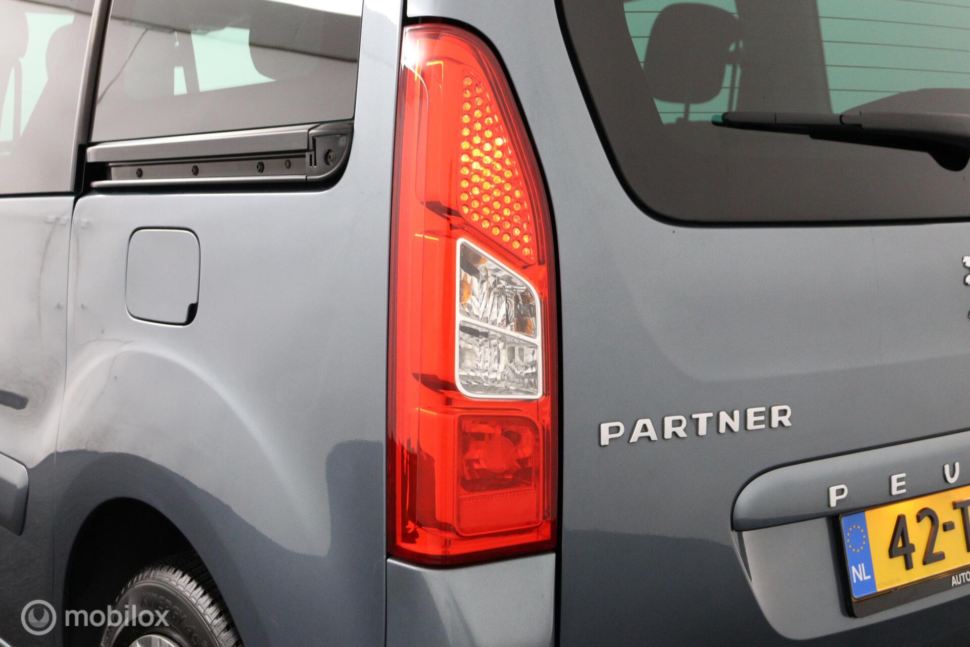 Foto van Peugeot Partner