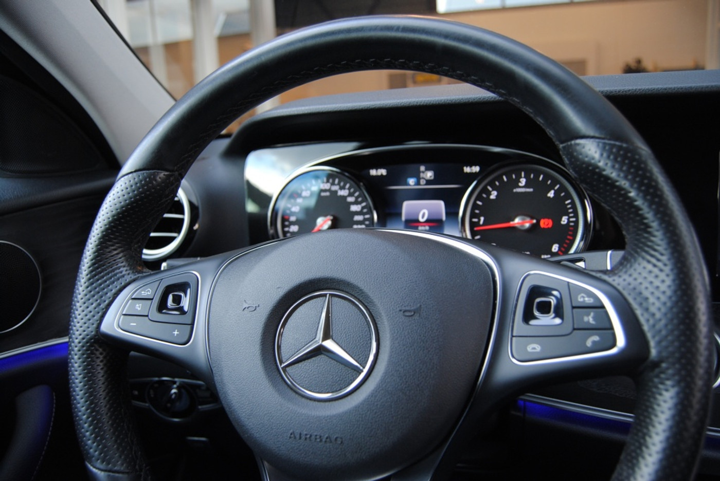 Foto van Mercedes-Benz E-klasse Estate