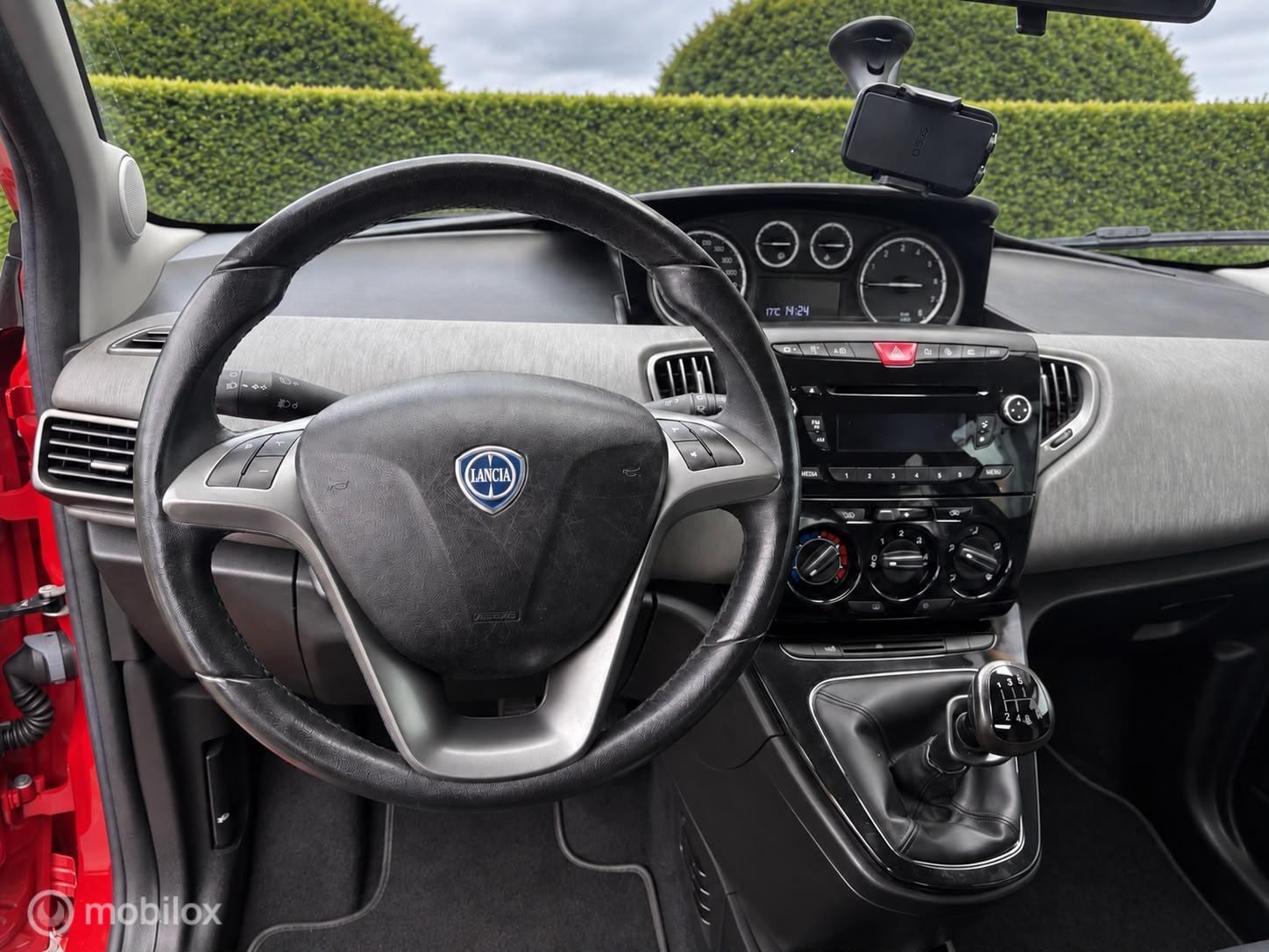 Foto van Lancia Ypsilon