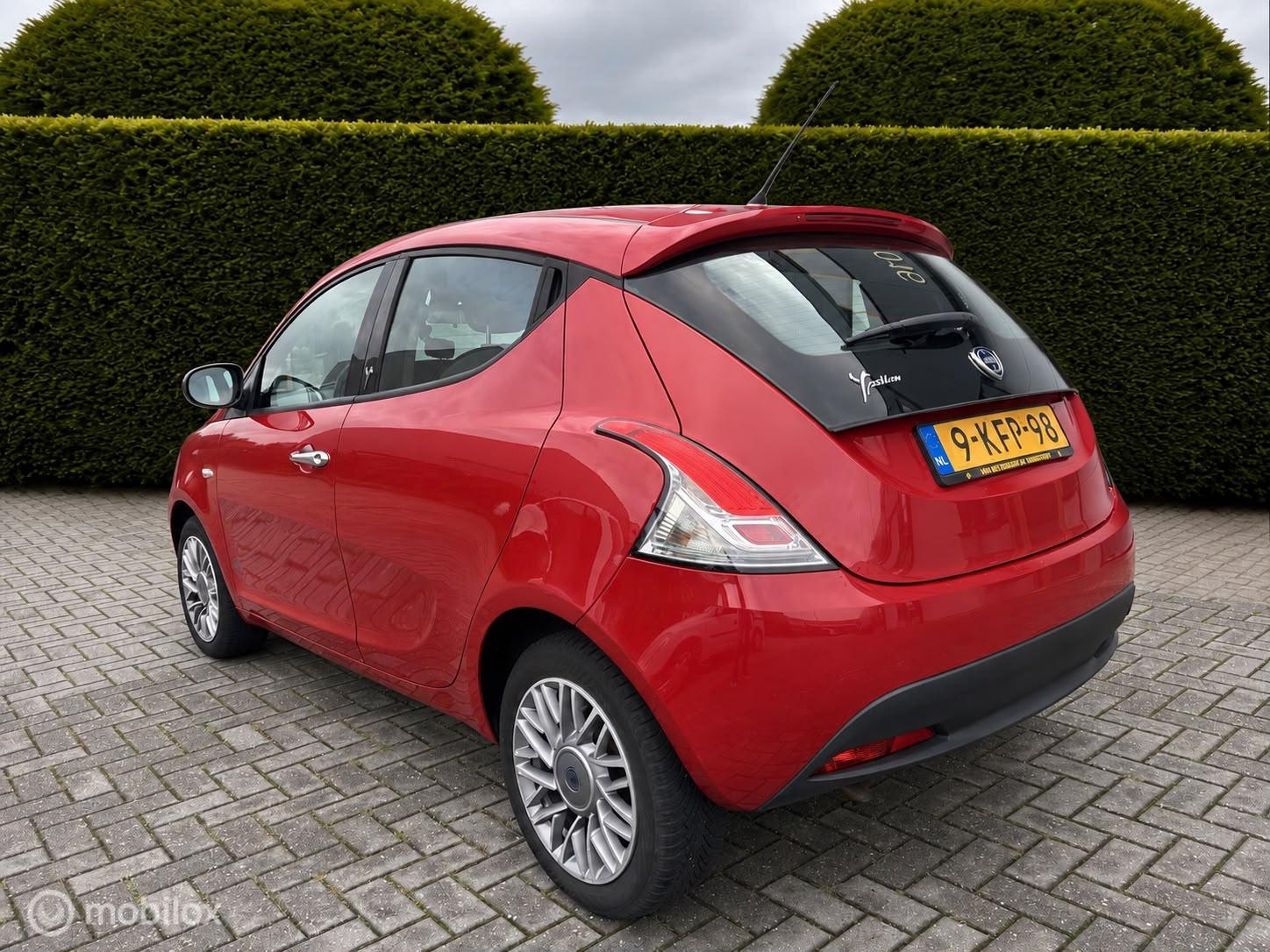 Foto van Lancia Ypsilon