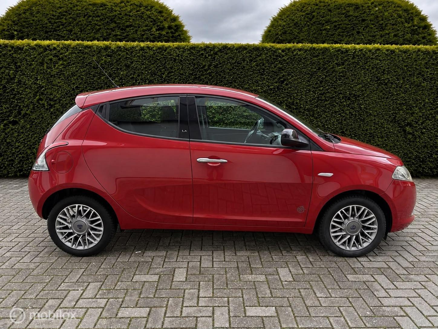 Foto van Lancia Ypsilon