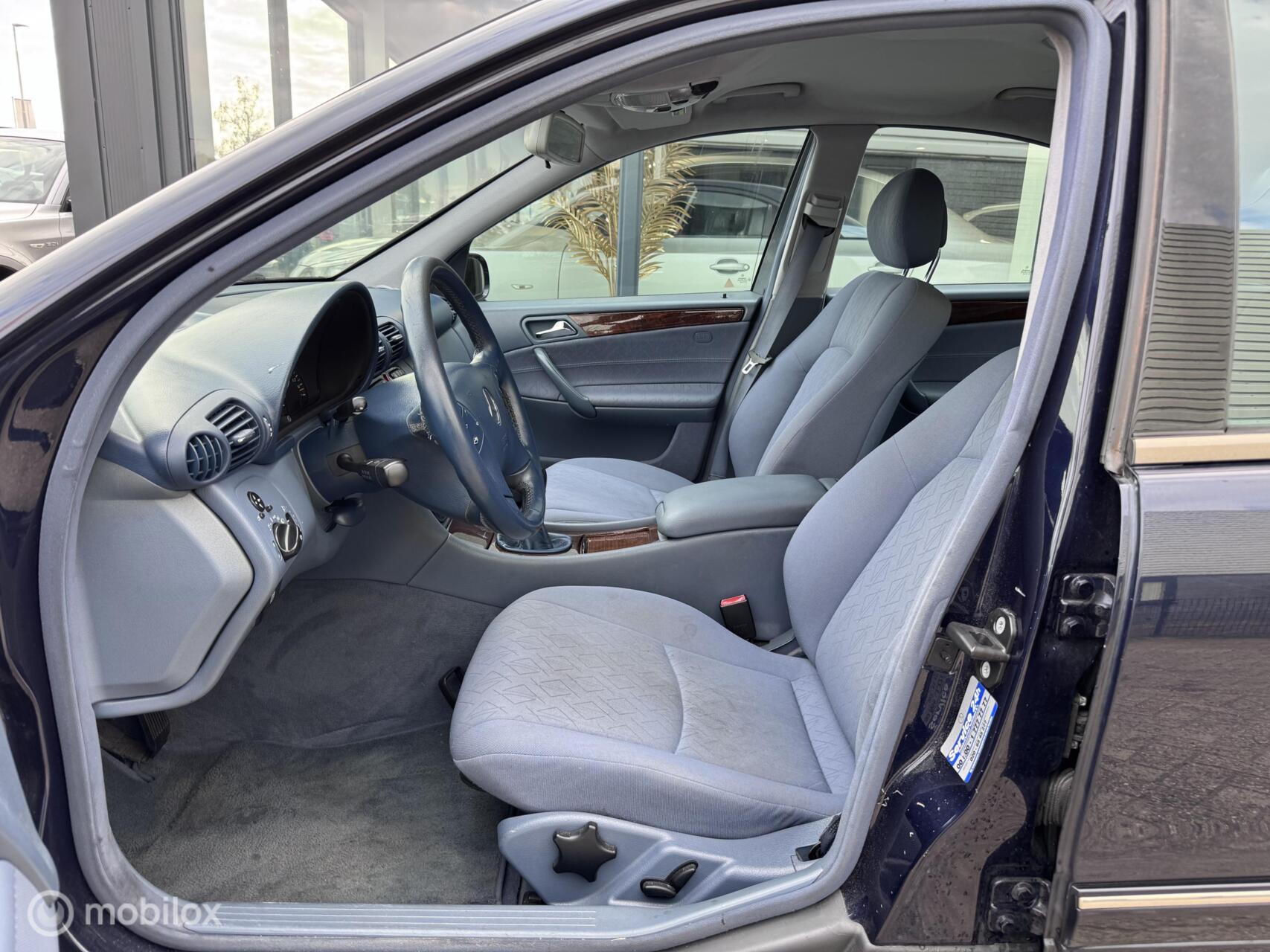 Foto van Mercedes-Benz C 180