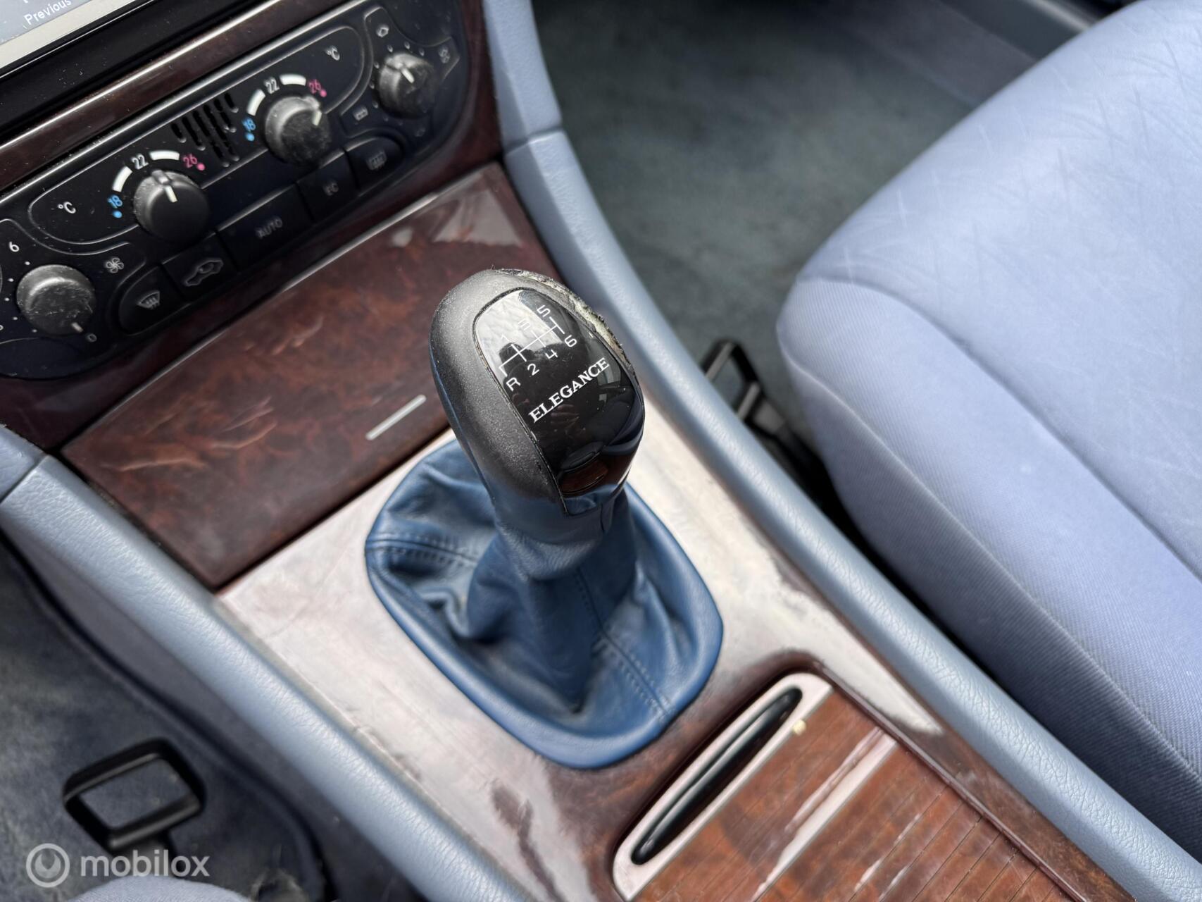 Foto van Mercedes-Benz C 180