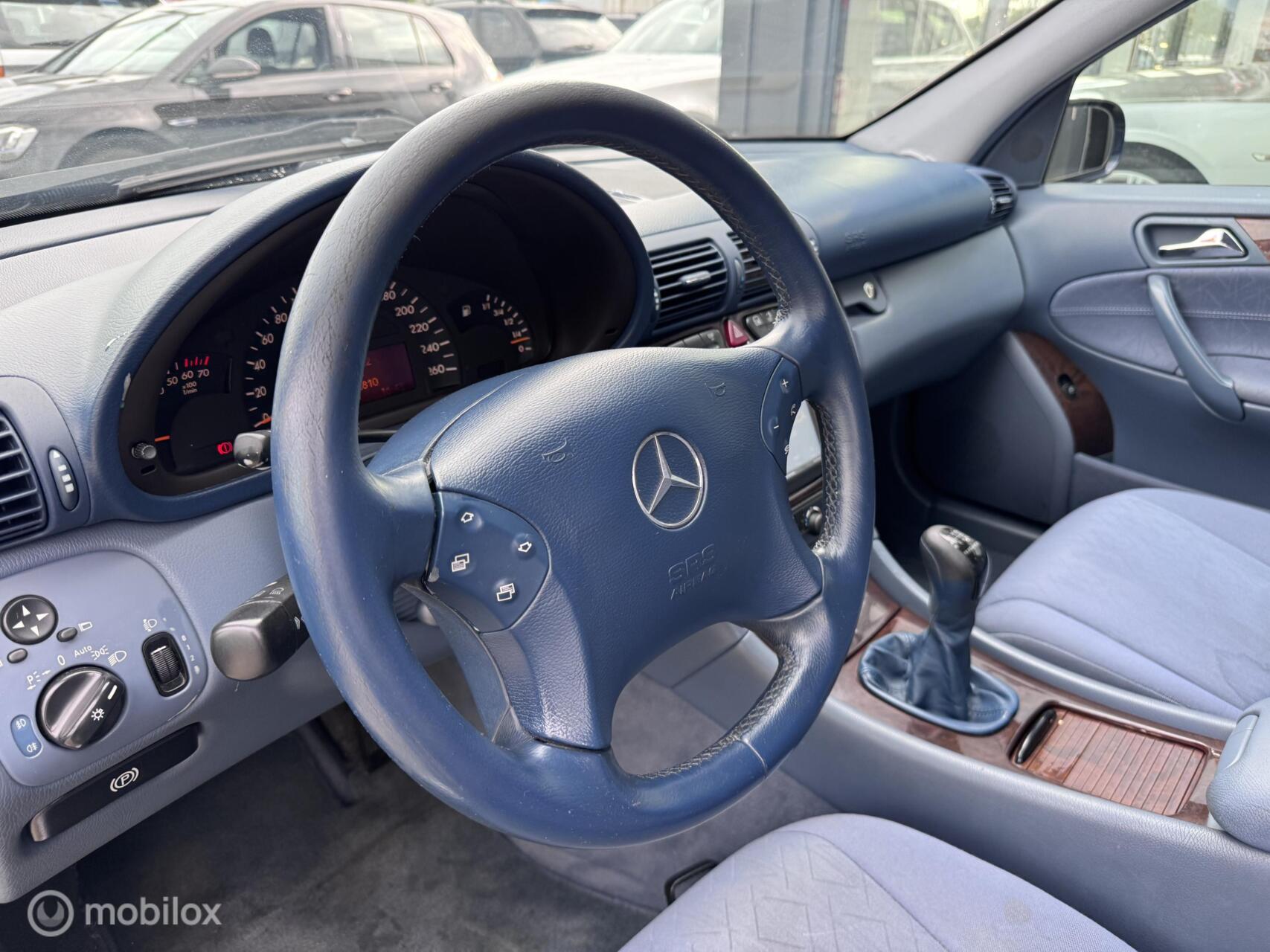 Foto van Mercedes-Benz C 180