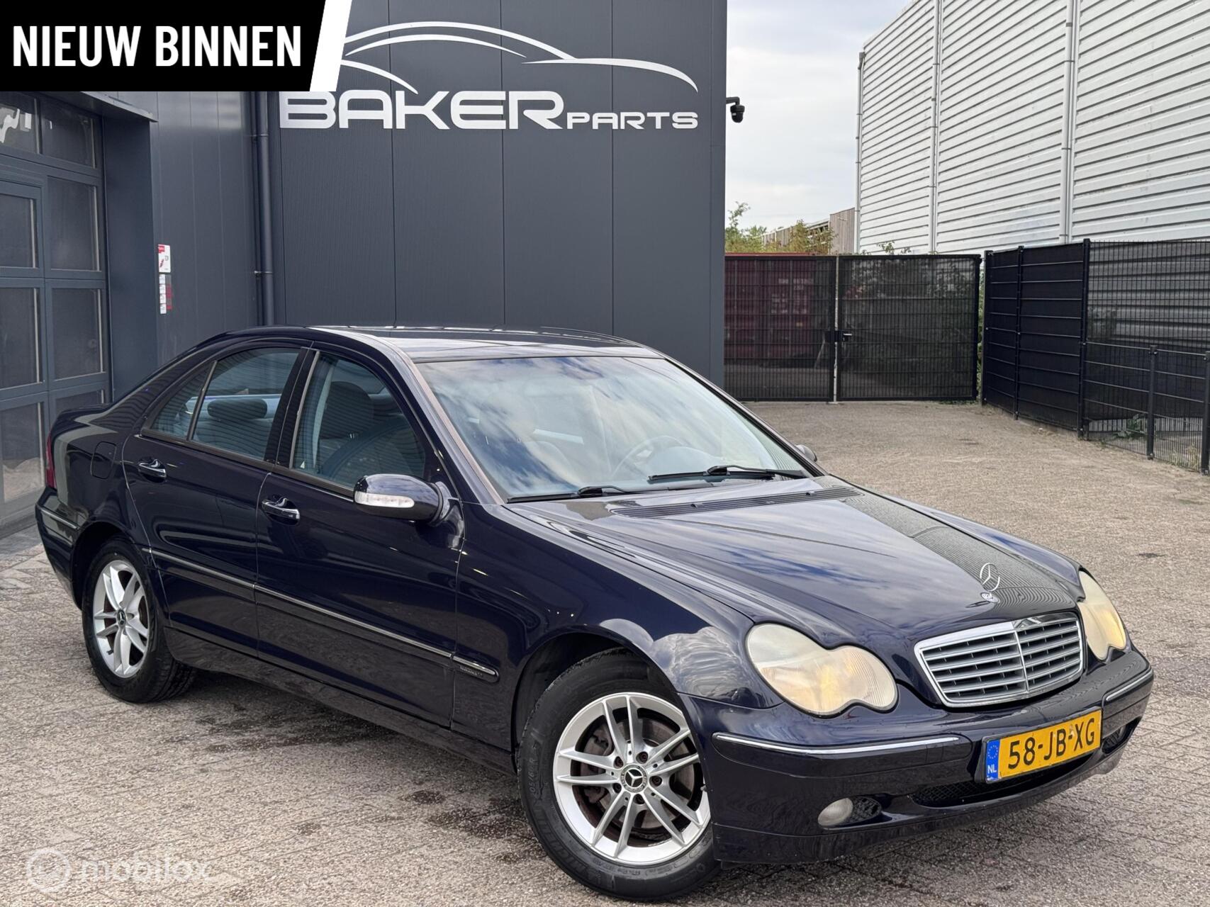 Mercedes-Benz C 180 180 Elegance ~ NAP ~ 2002 - voorkant