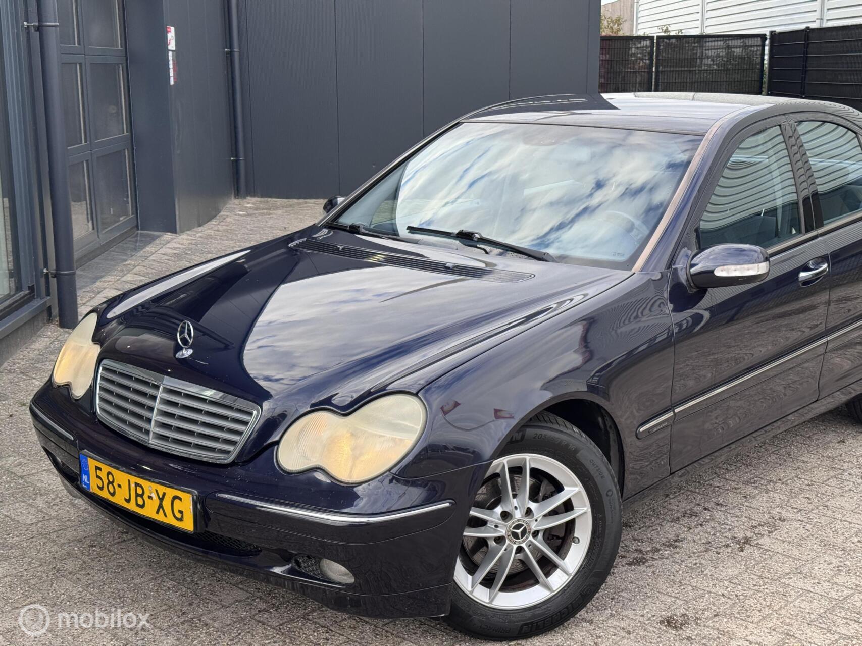 Foto van Mercedes-Benz C 180