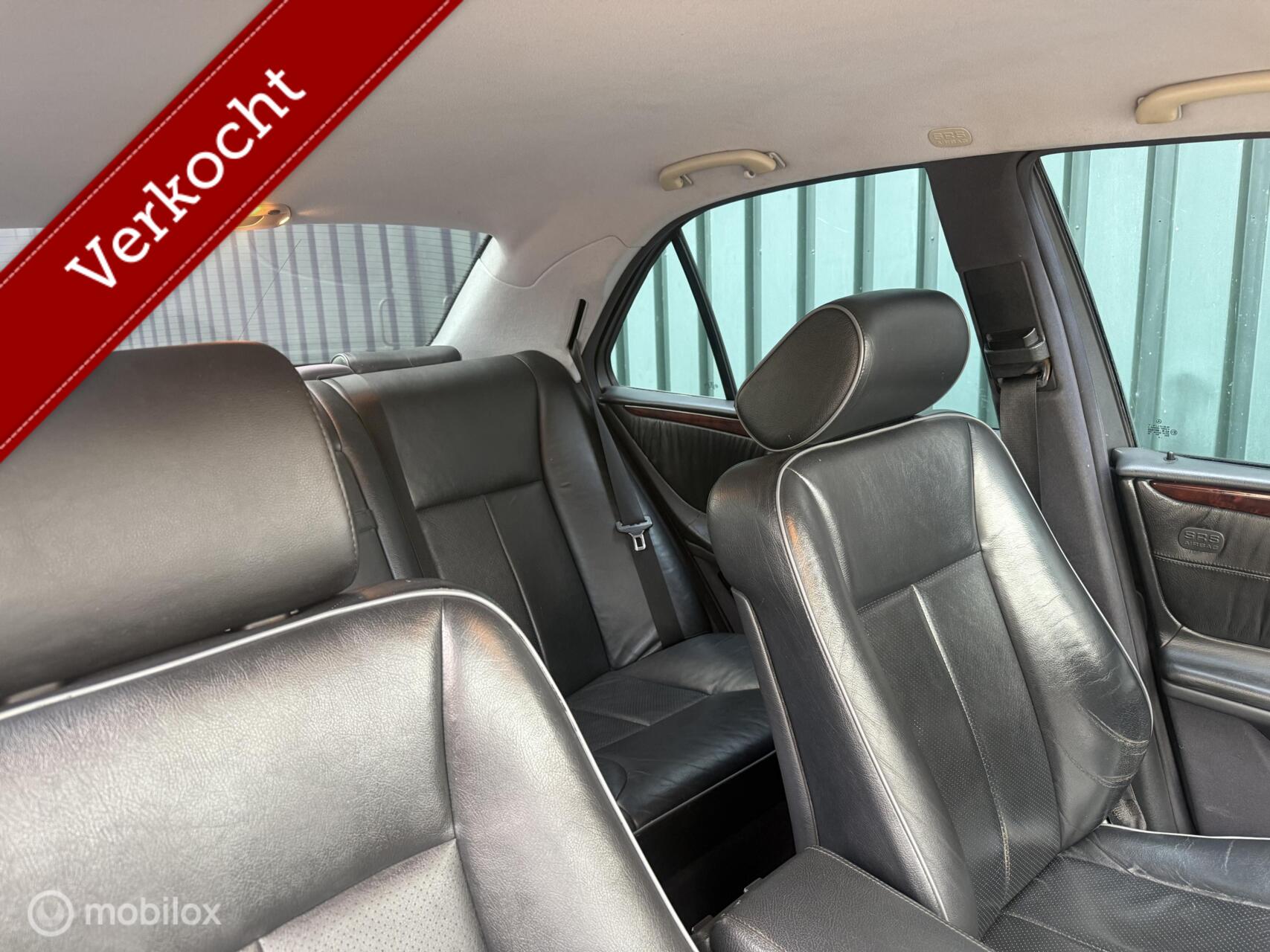 Foto van Mercedes-Benz E 320 4-matic