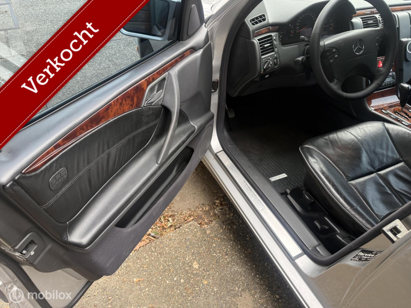 Foto van Mercedes-Benz E 320 4-matic