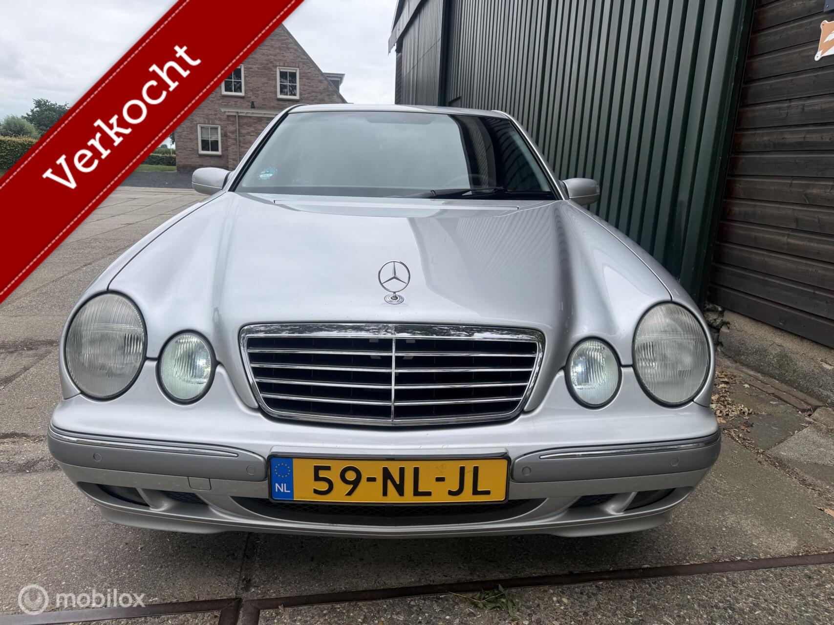 Foto van Mercedes-Benz E 320 4-matic