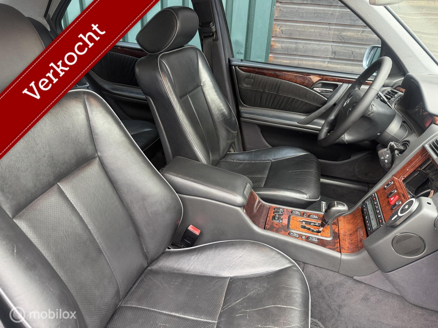 Foto van Mercedes-Benz E 320 4-matic
