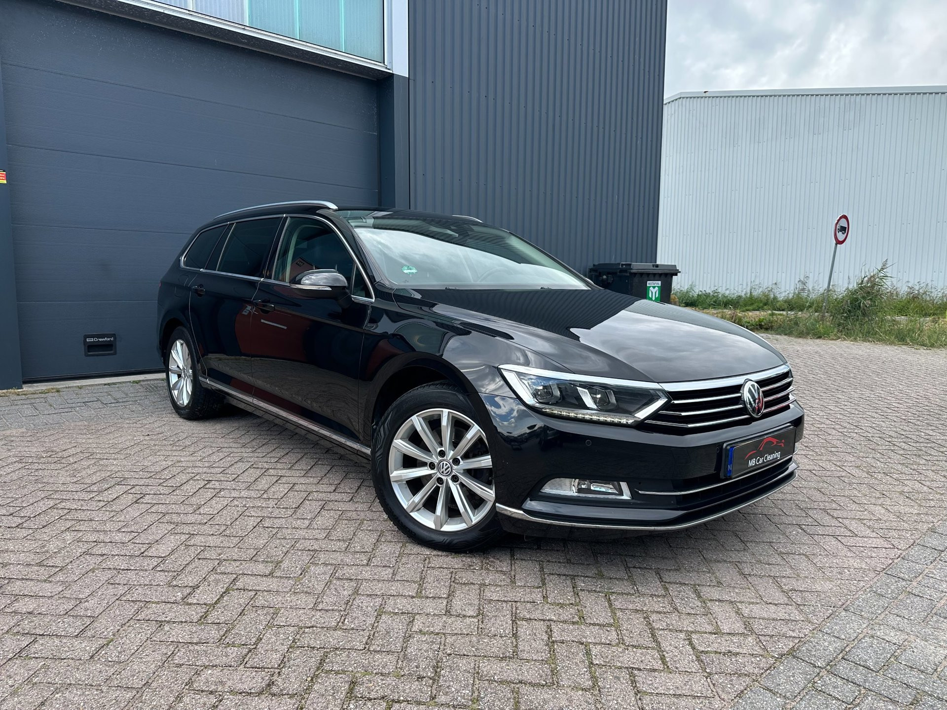 Volkswagen Passat 1.8 TSI Business Edition R 2018 - voorkant