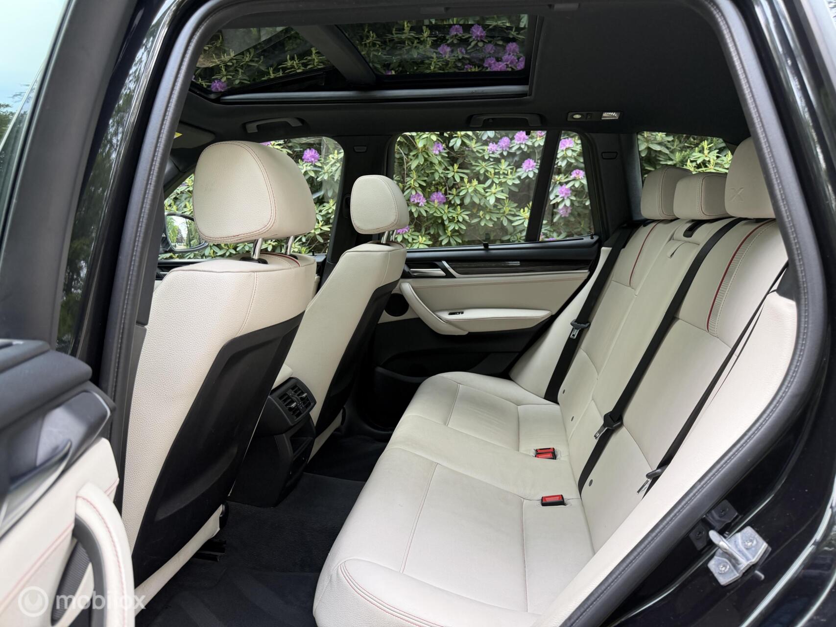 Foto van BMW X3 Xdrive35i