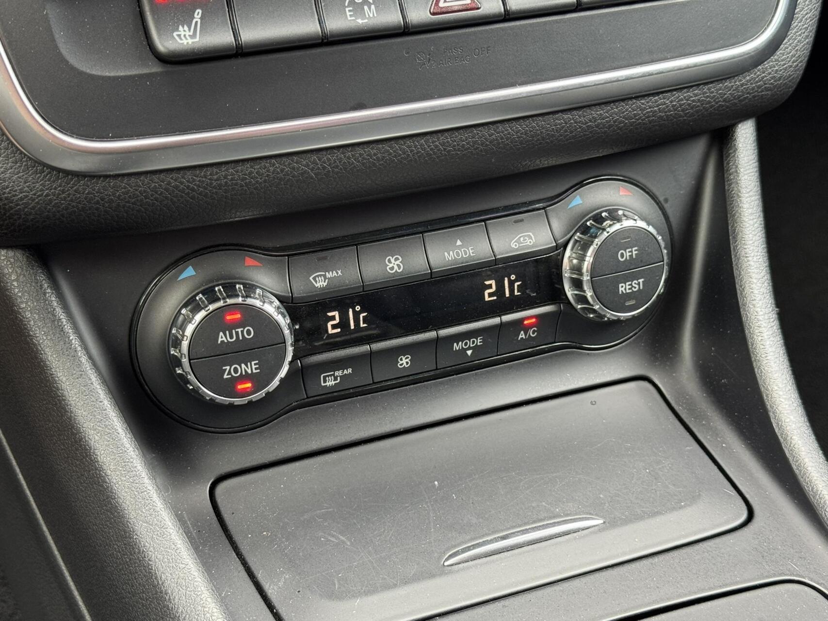 Foto van Mercedes-Benz Cla 200
