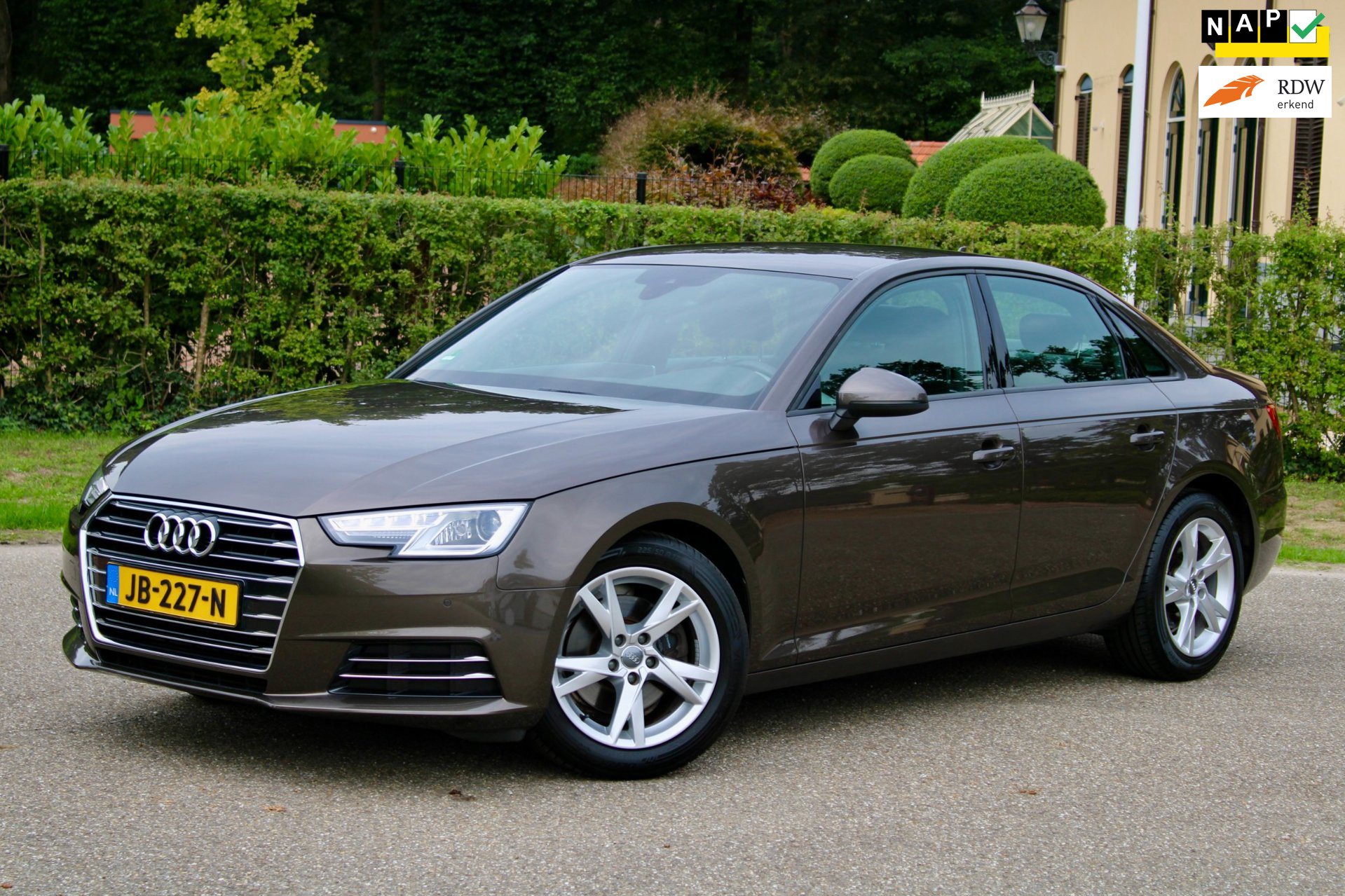 Audi A4 Limousine 2.0 TFSI ultra Pro Line|automaat|sfeerverlichting 2016 - voorkant
