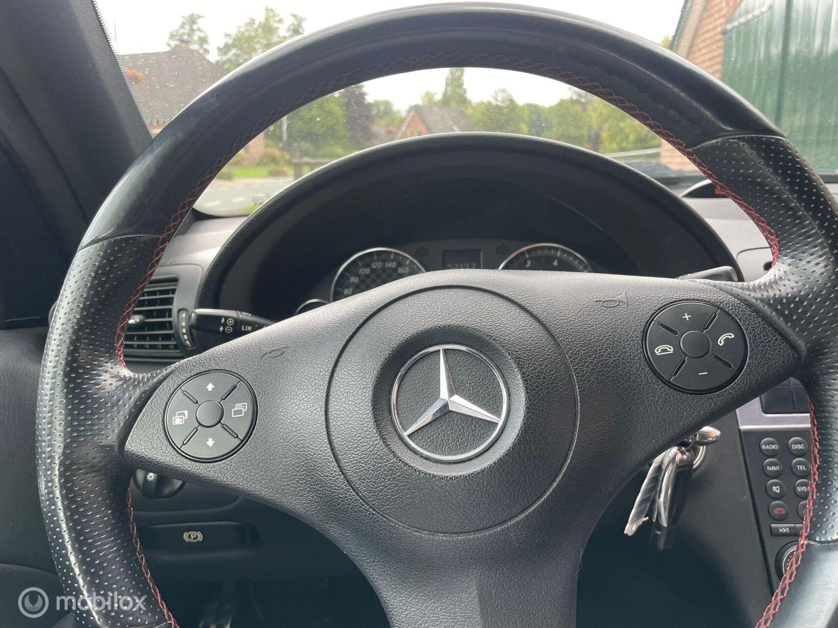 Foto van Mercedes-Benz CLC 350