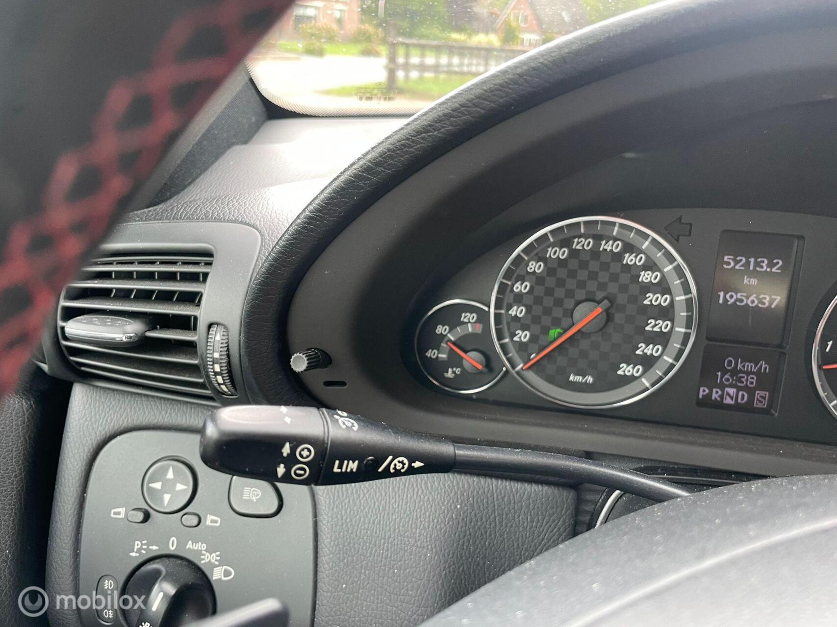 Foto van Mercedes-Benz CLC 350