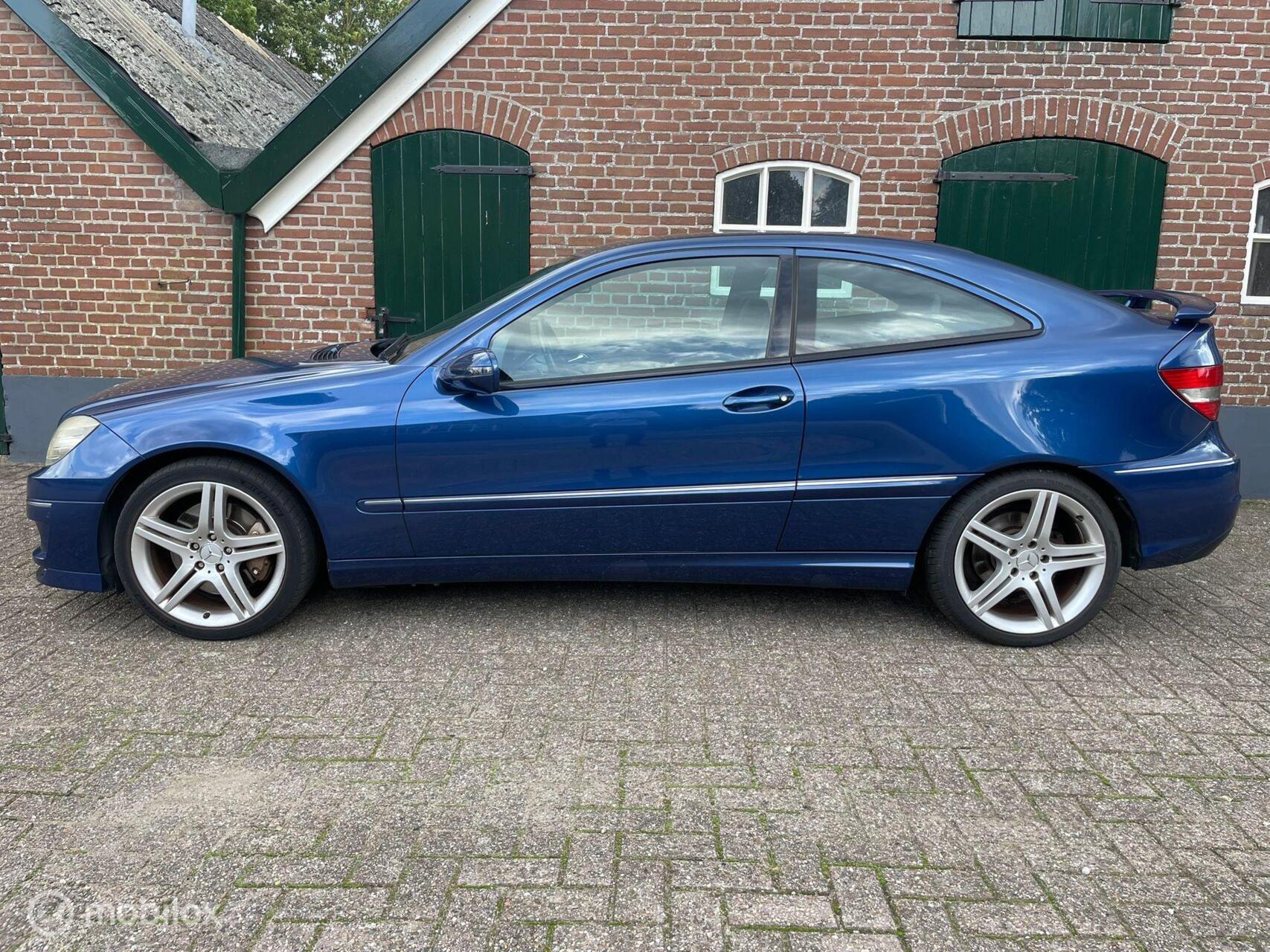 Foto van Mercedes-Benz CLC 350