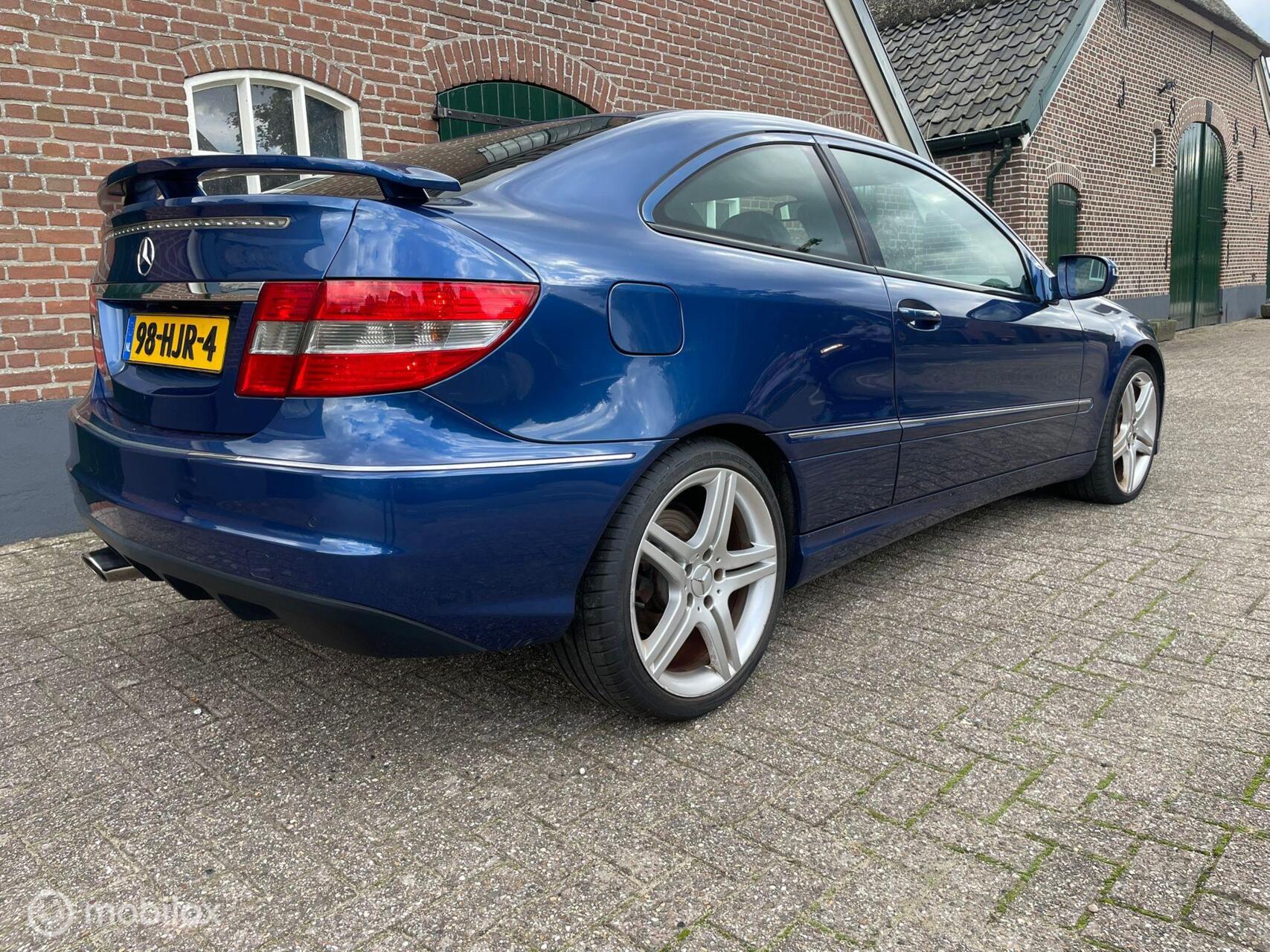 Foto van Mercedes-Benz CLC 350