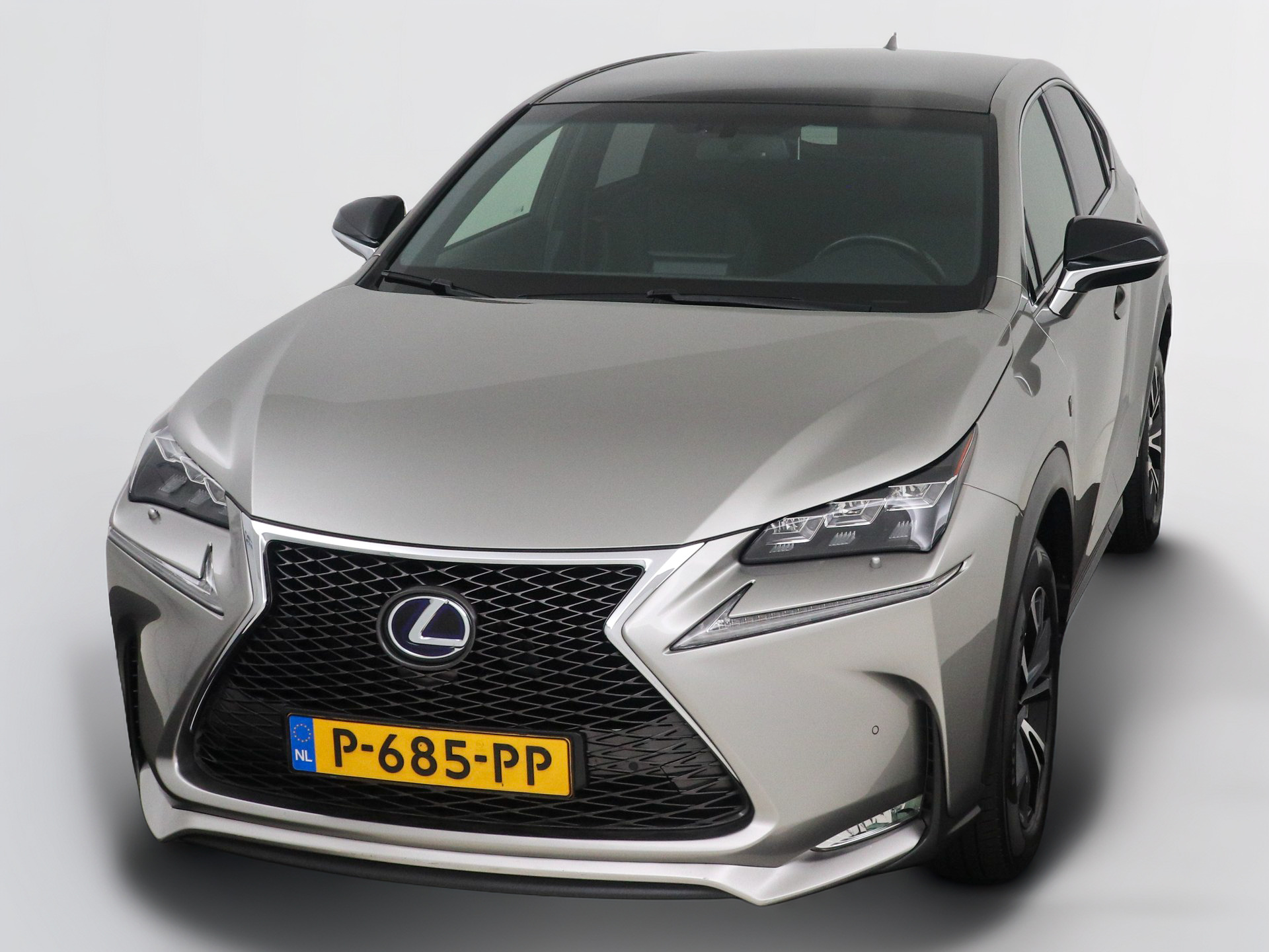 Foto van Lexus Lexus Nx300h
