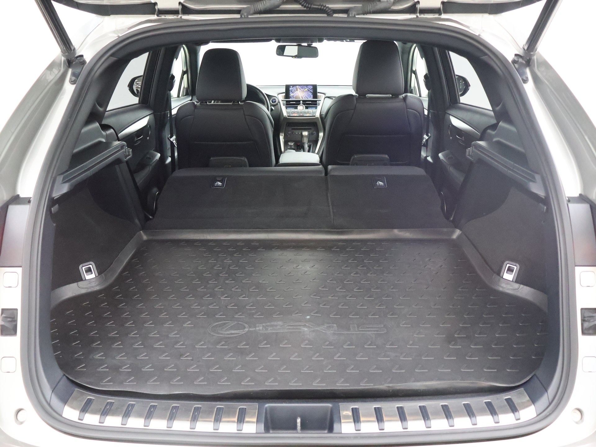 Foto van Lexus Lexus Nx300h