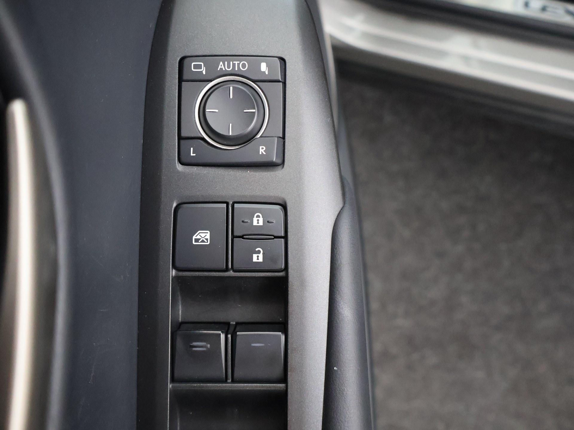 Foto van Lexus Lexus Nx300h