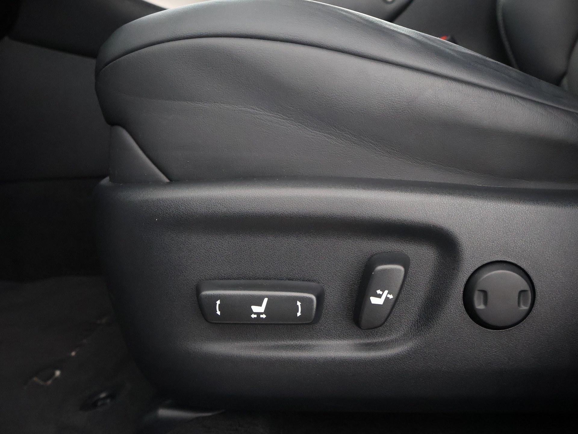 Foto van Lexus Lexus Nx300h