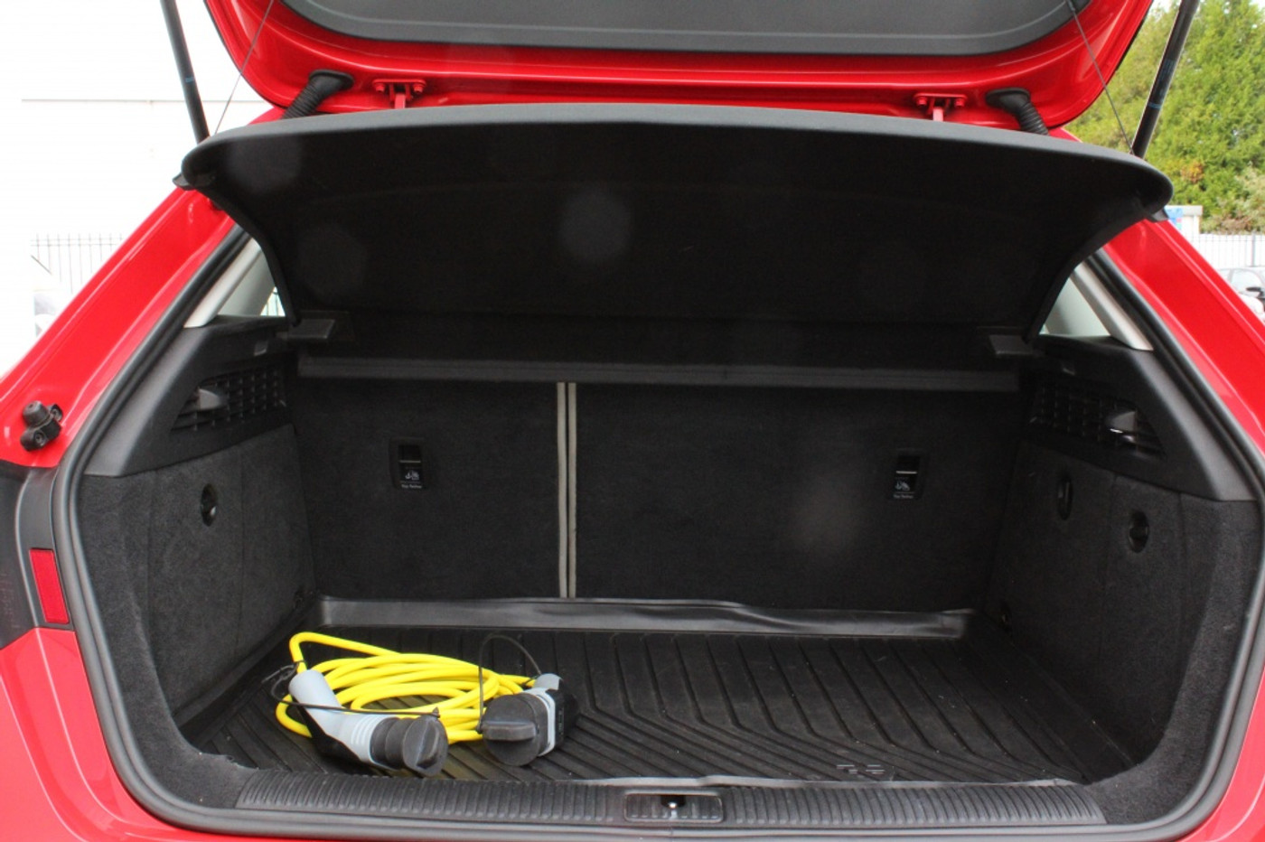 Foto van Audi A3 Sportback E-tron