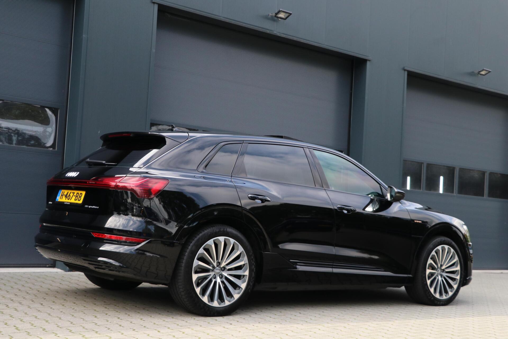Foto van Audi Audi E-tron