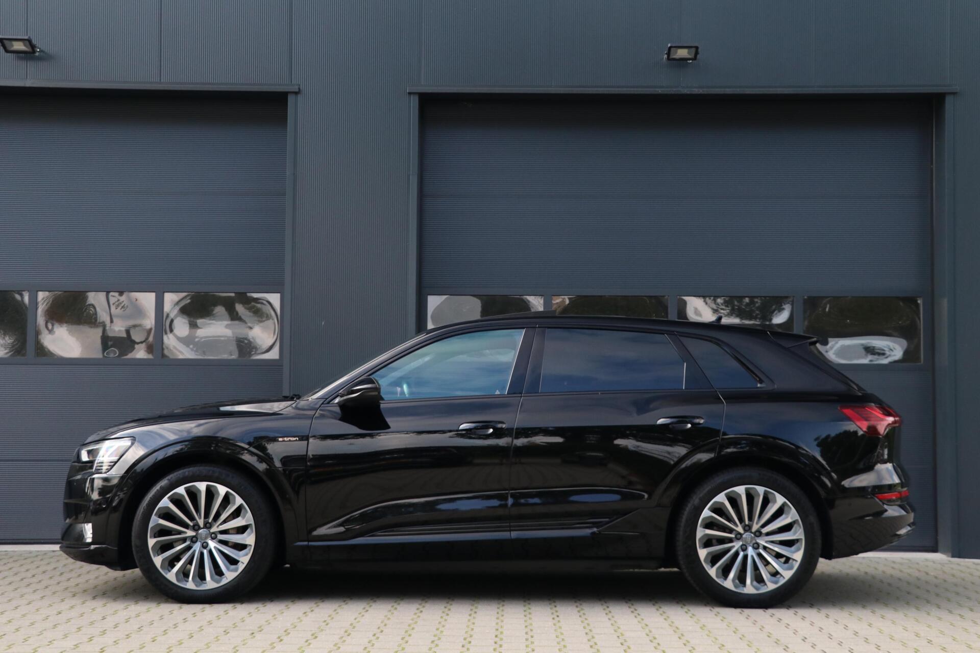 Foto van Audi Audi E-tron