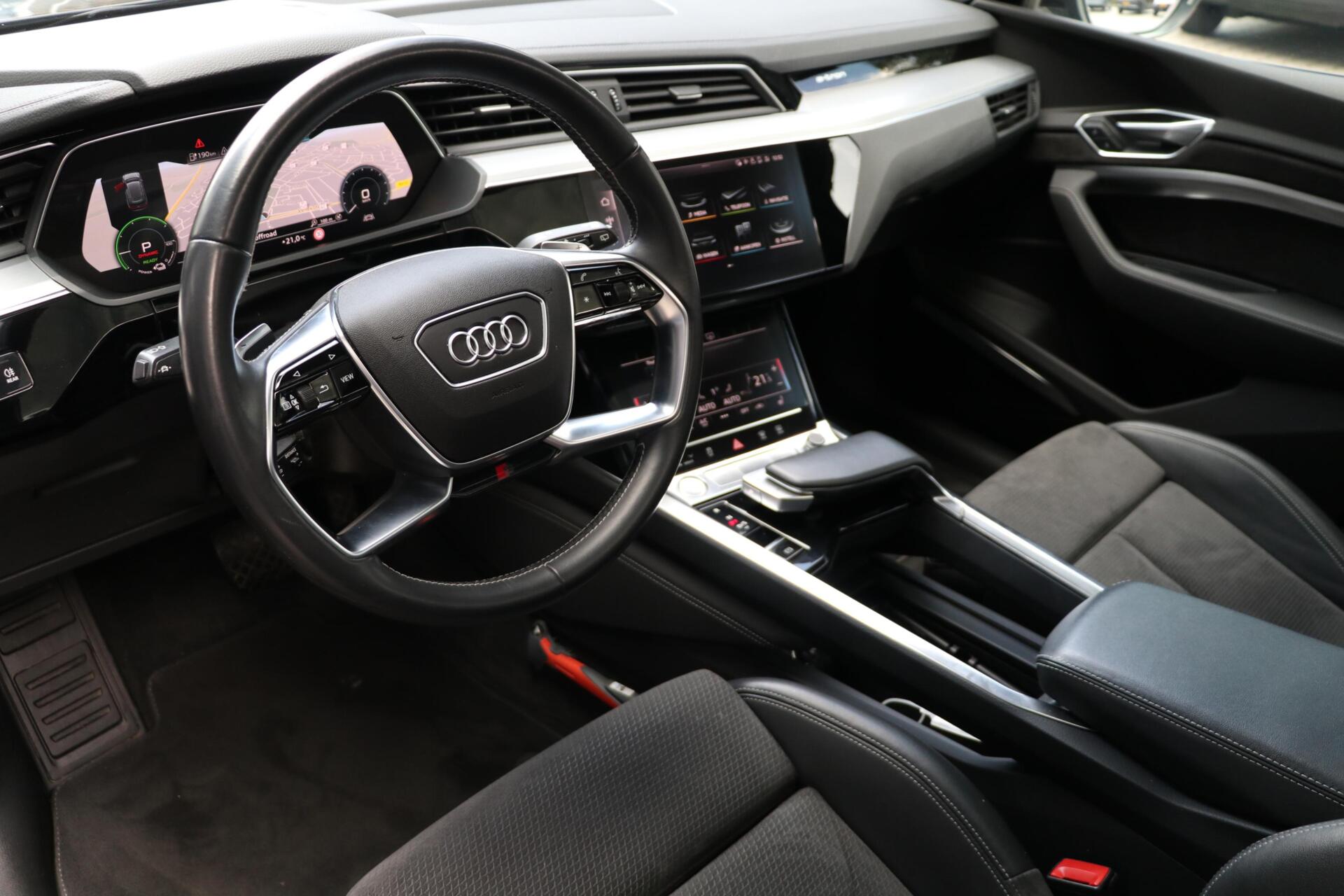 Foto van Audi Audi E-tron