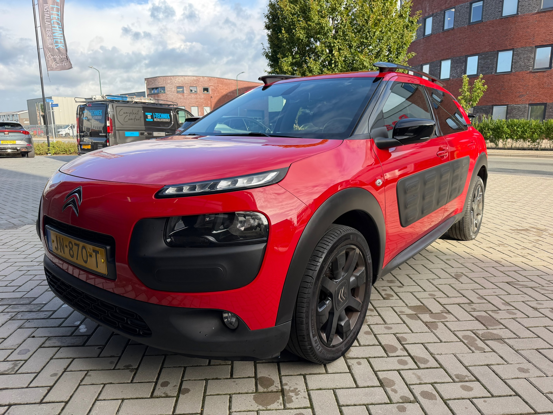 Foto van Citroen C4 Cactus