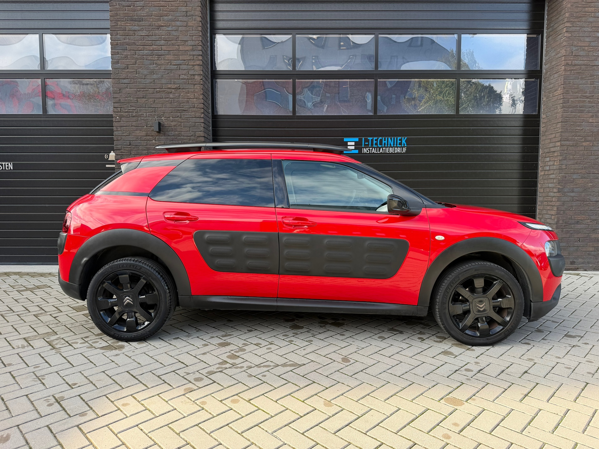 Foto van Citroen C4 Cactus