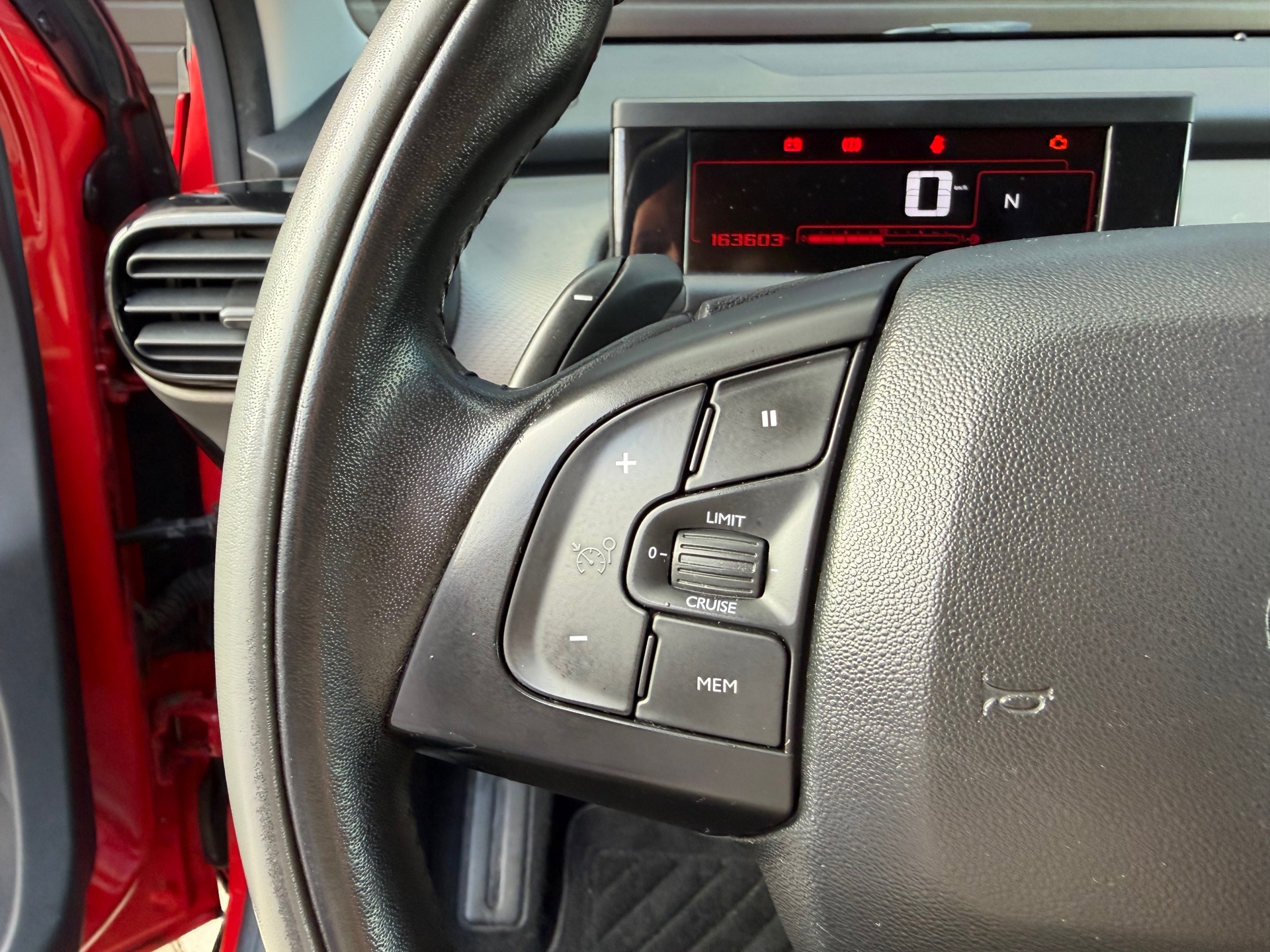 Foto van Citroen C4 Cactus
