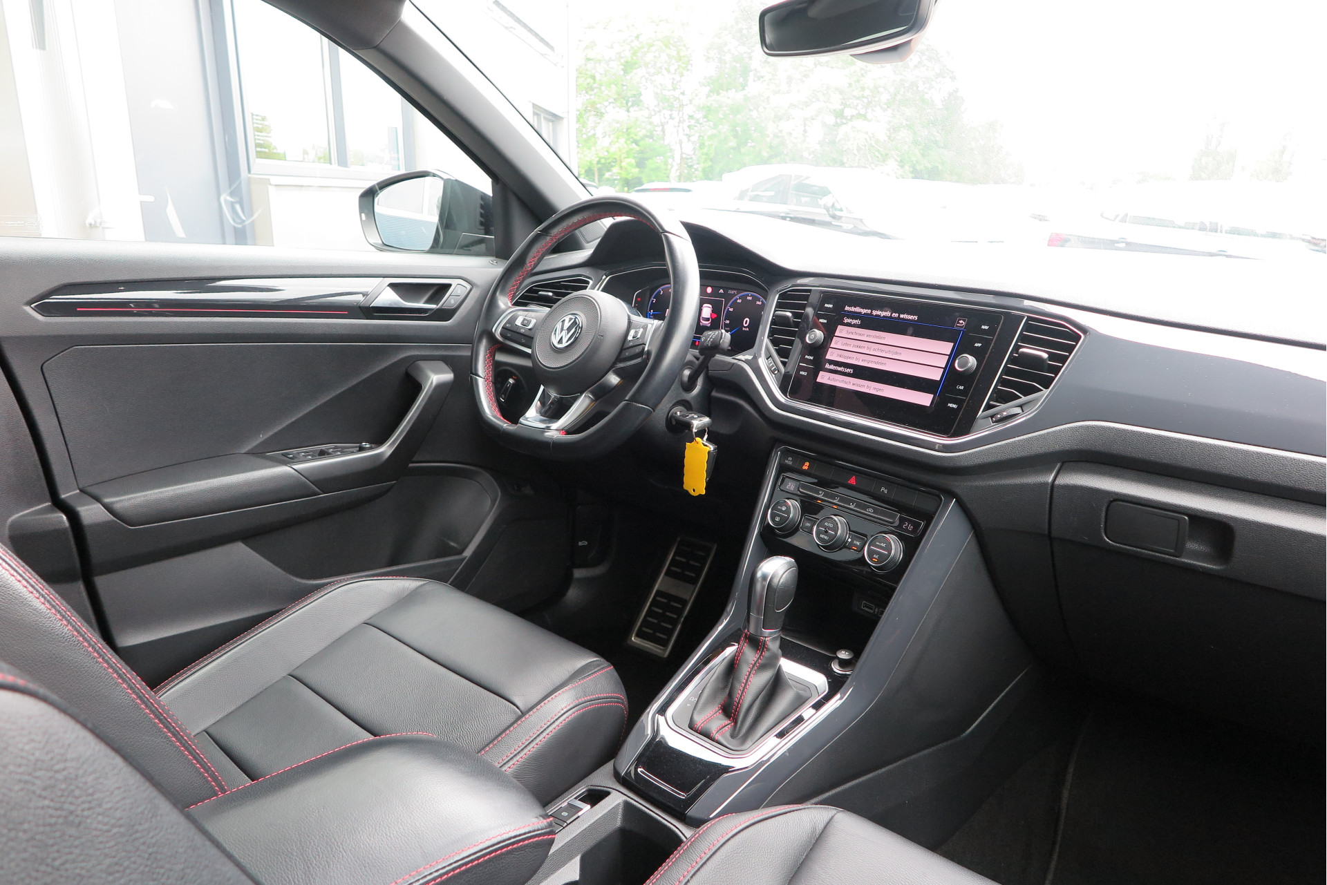 Foto van Volkswagen T-roc
