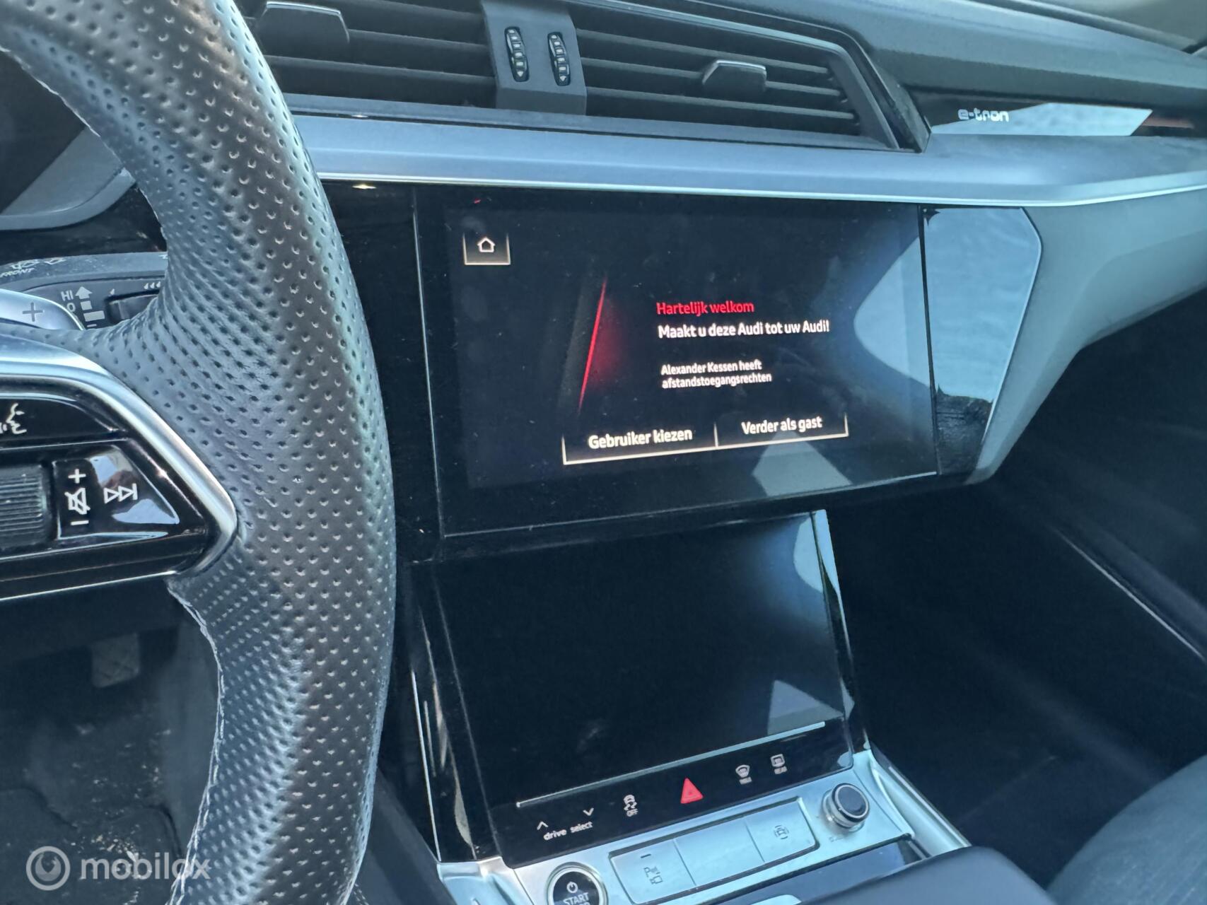 Foto van Audi E-tron 55