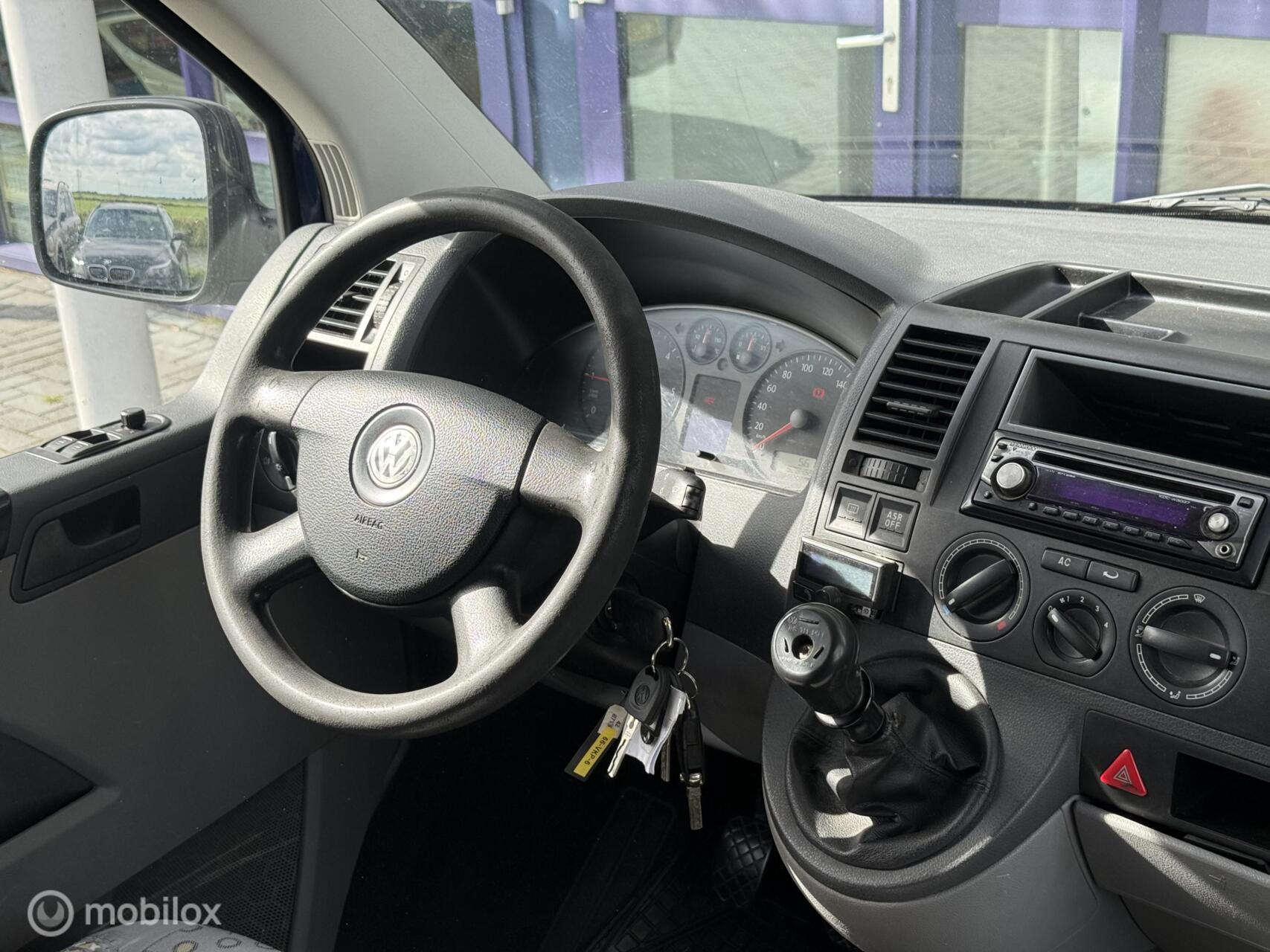 Foto van Volkswagen Transporter Bestel Tdi 62 KW